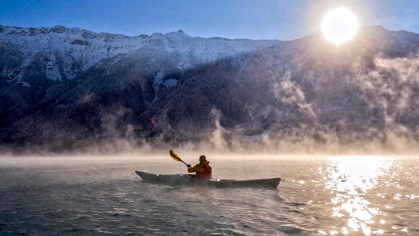 Small-Group Winter Kayaking on Lake Brienz