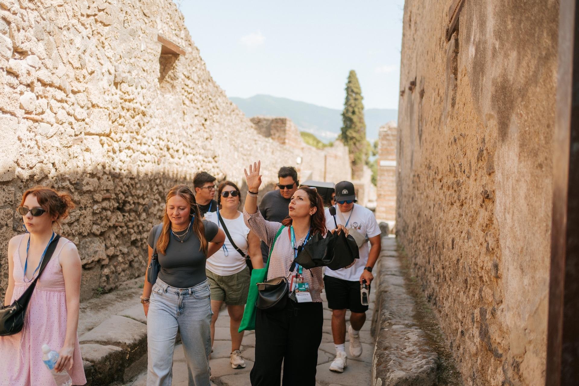 Rome to Pompeii & Amalfi Coast Day Trip