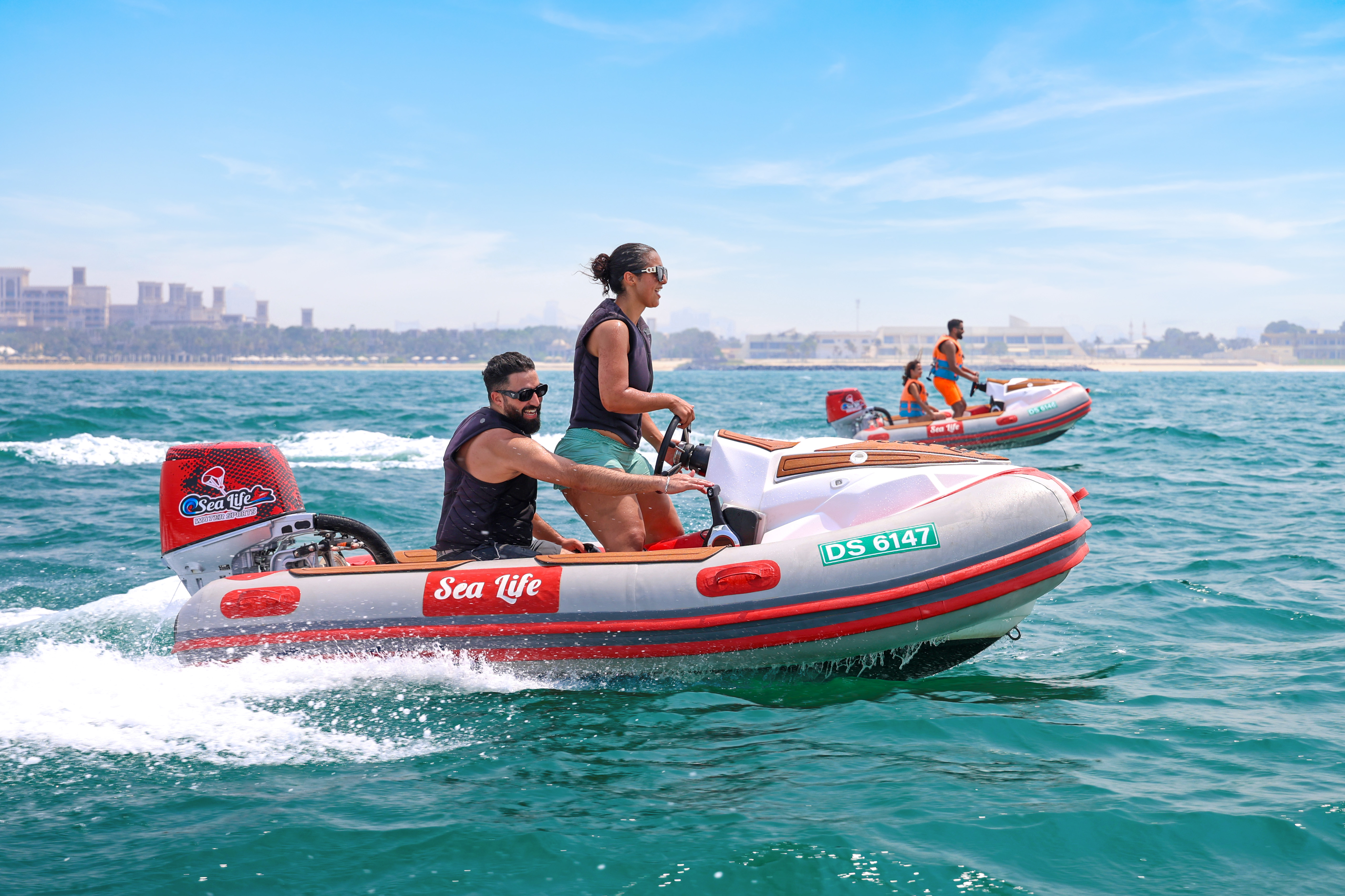 Dubai Coastline Self-Drive Speedboat Adventure
