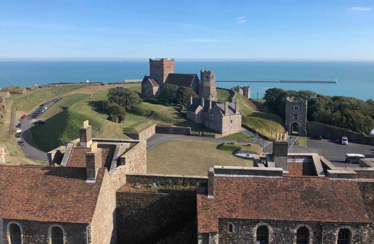 Canterbury, Dover Castle & White Cliffs Day Trip from London