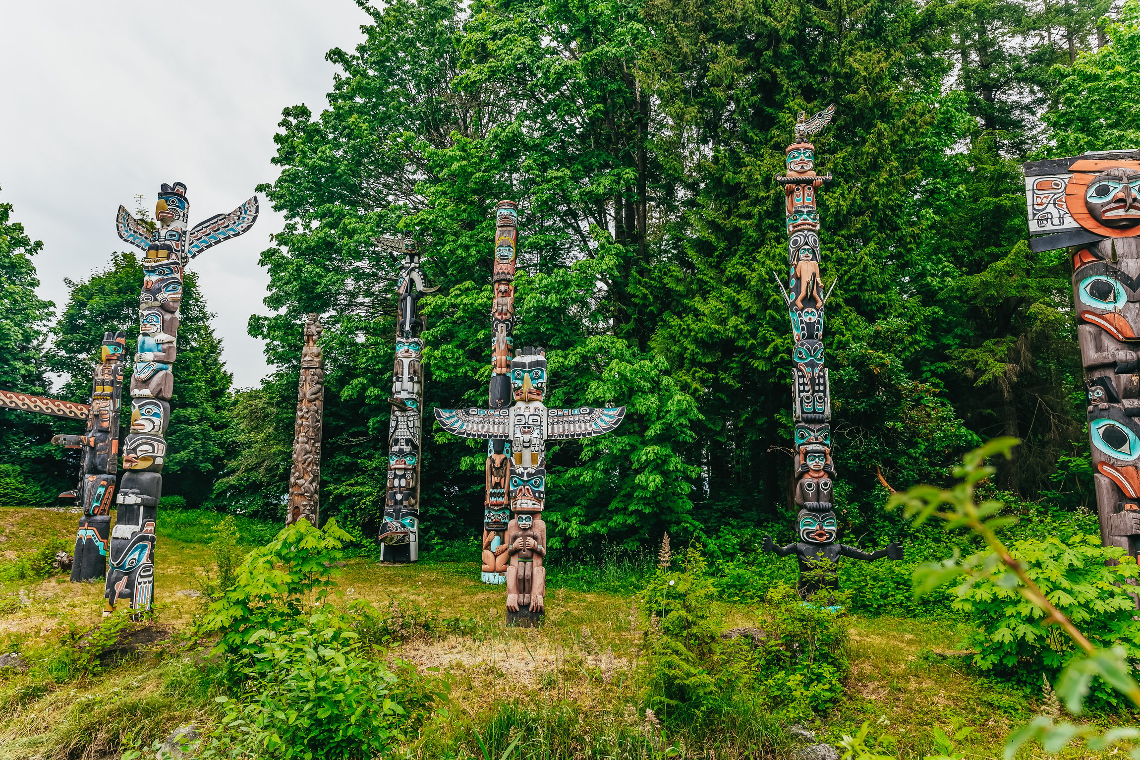 Vancouver Highlights: City Tour, Capilano Bridge & Granville Island