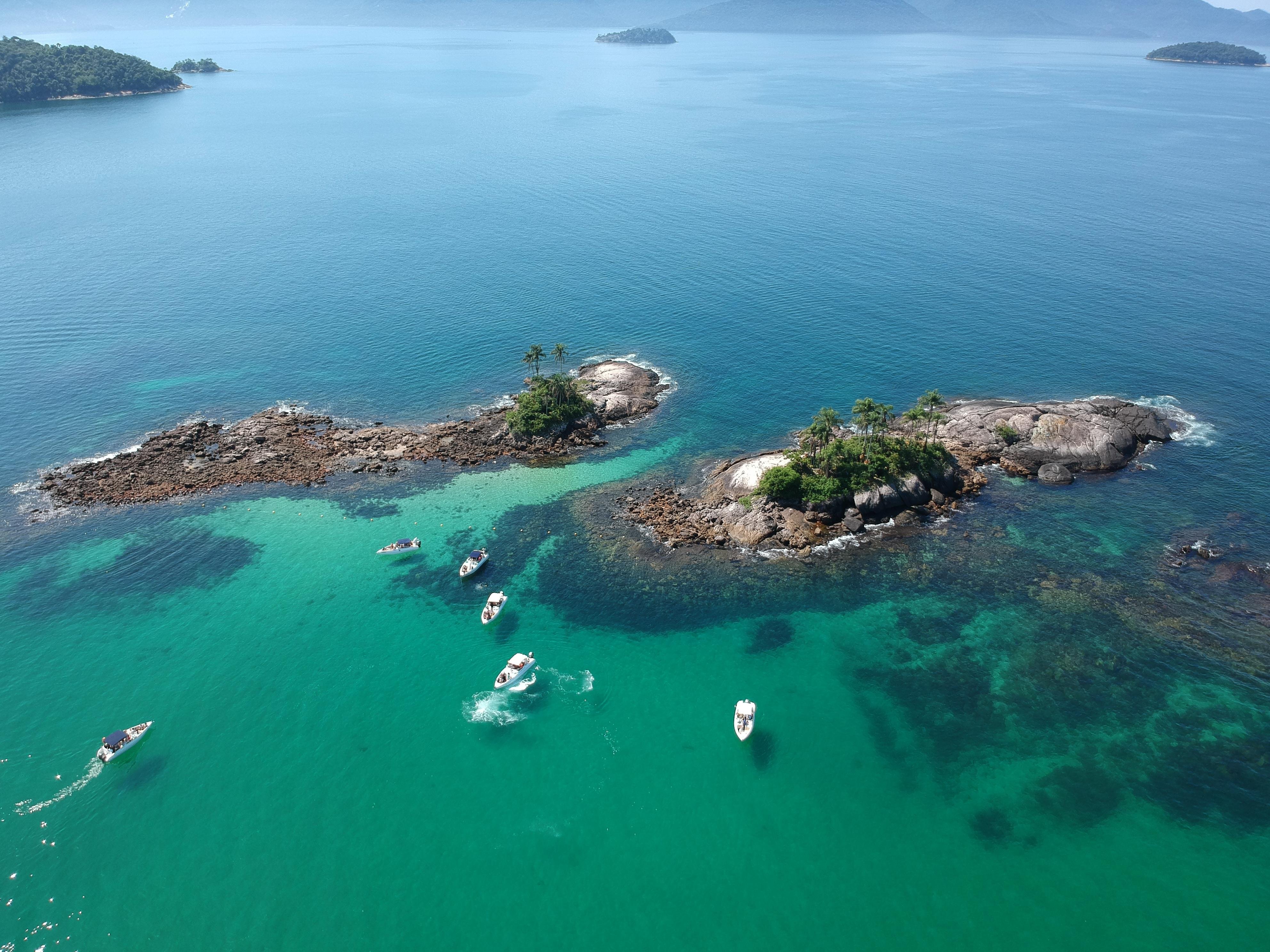 Angra dos Reis Islands Speedboat Cruise from Rio