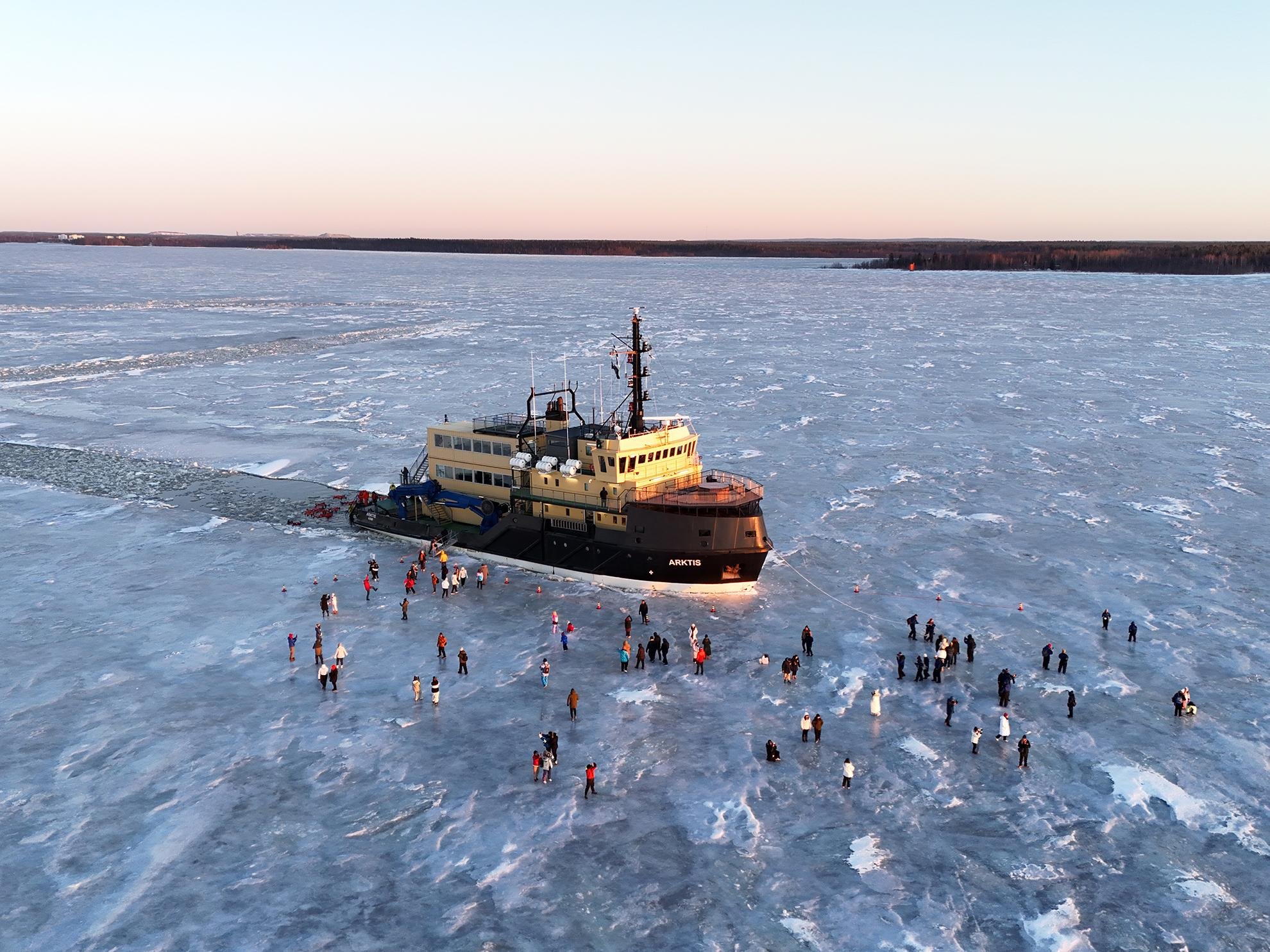 Icebreaker Arktis Cruise with Ice Floating from Rovaniemi