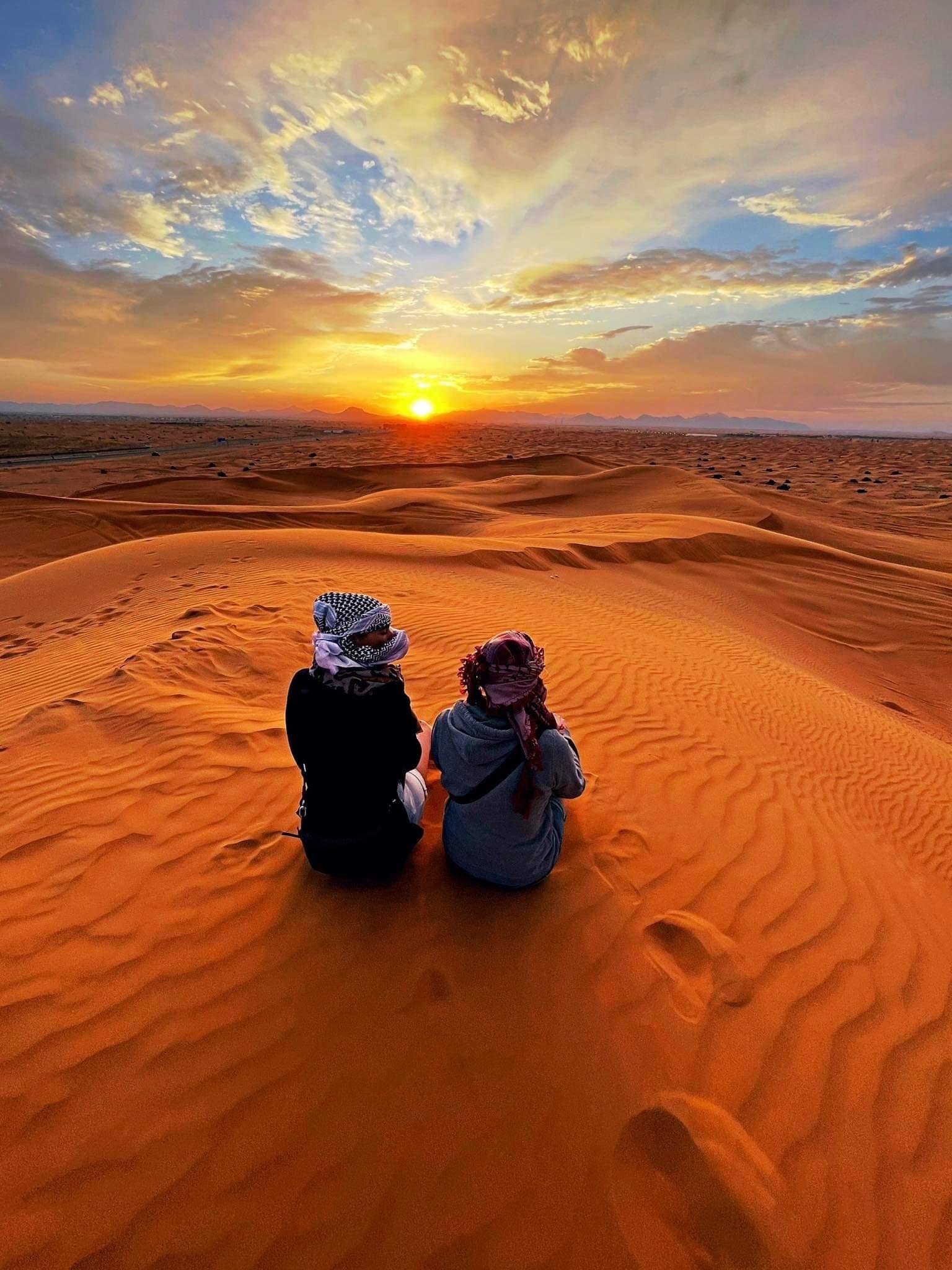 Early Morning Desert & Flamingo Lake Safari
