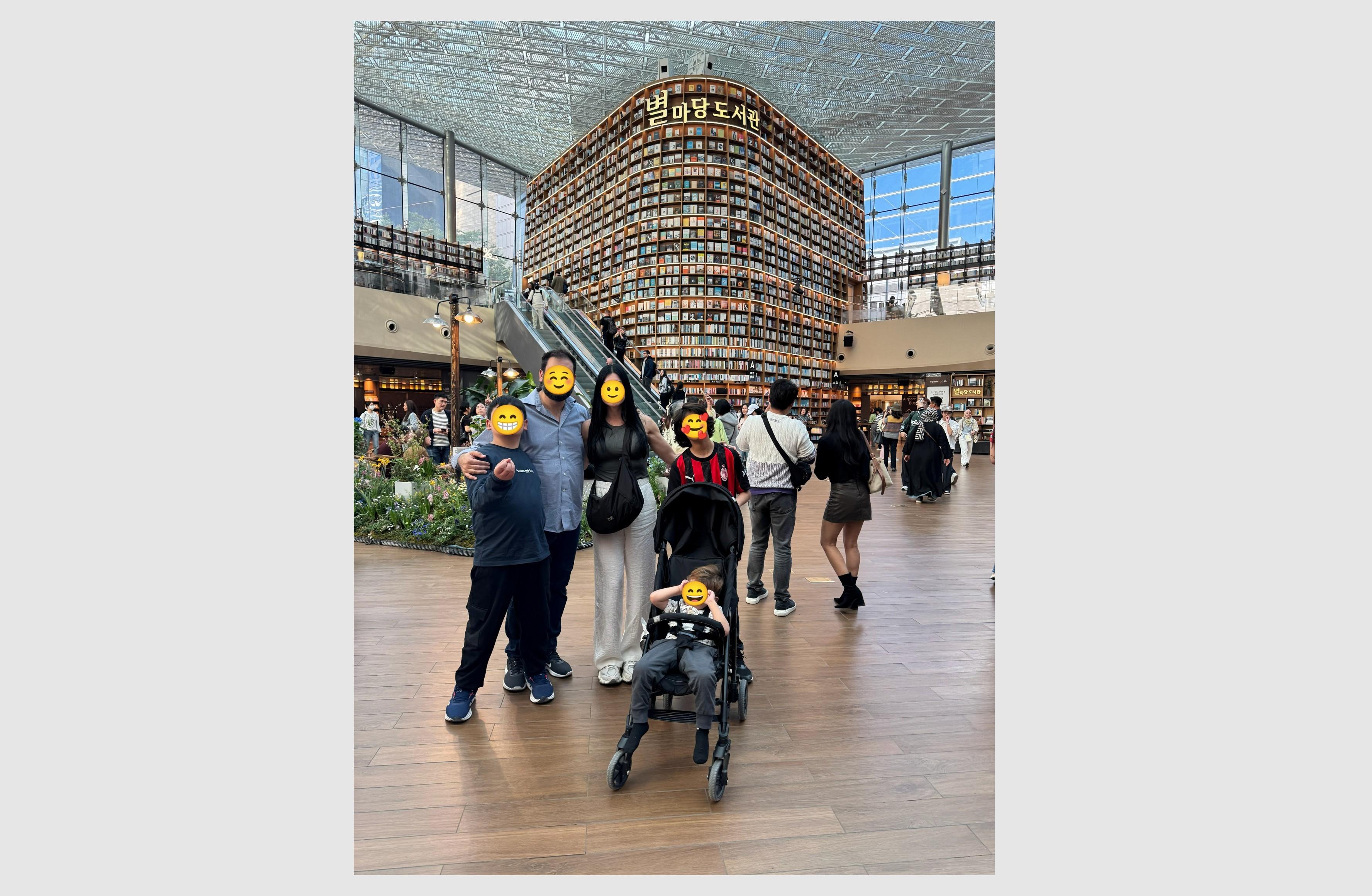 Seoul Private Luxury Vehicle Tour (English & Spanish Guide)