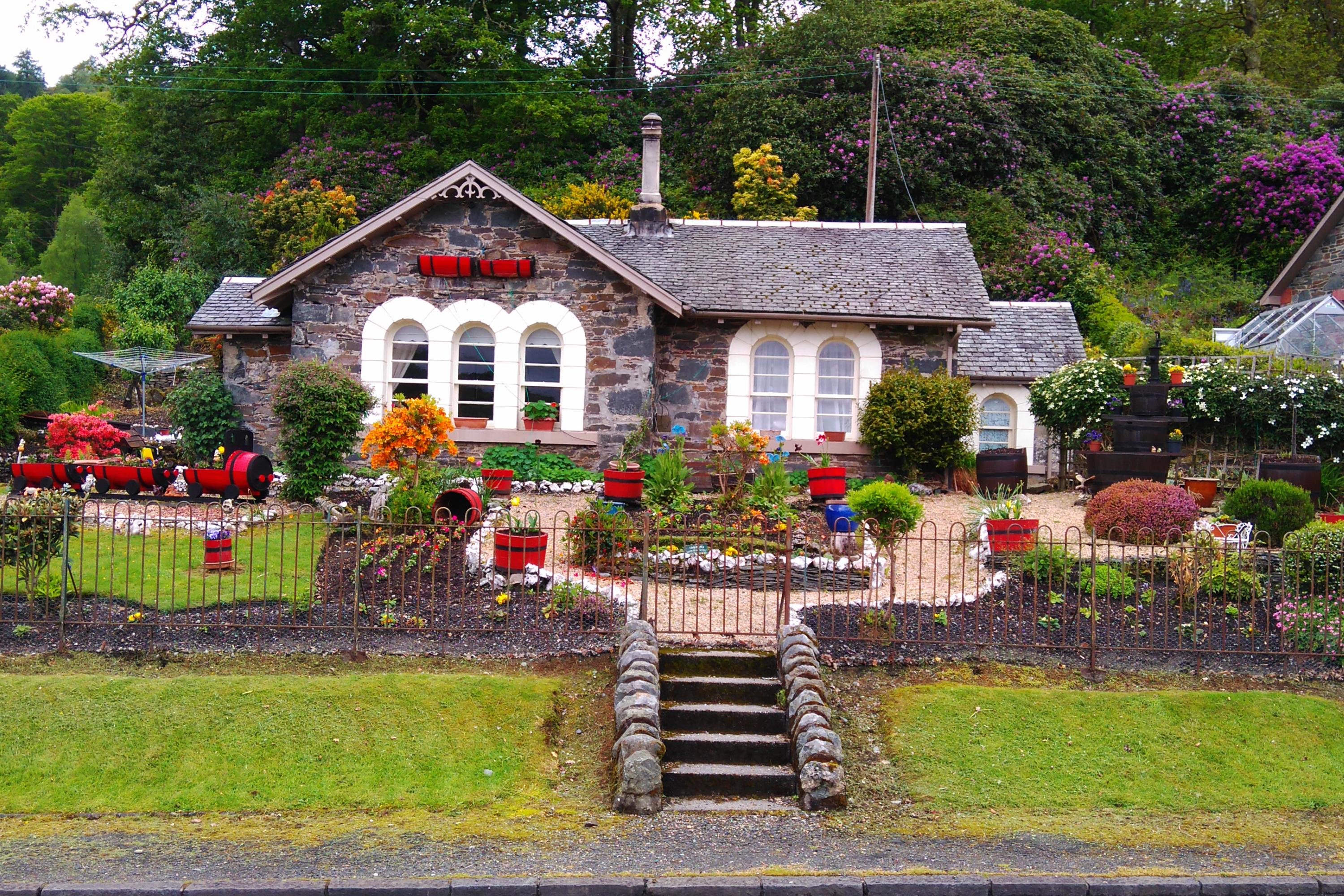 Glenfinnan, Glencoe & Loch Shiel Small Group Tour: Glasgow
