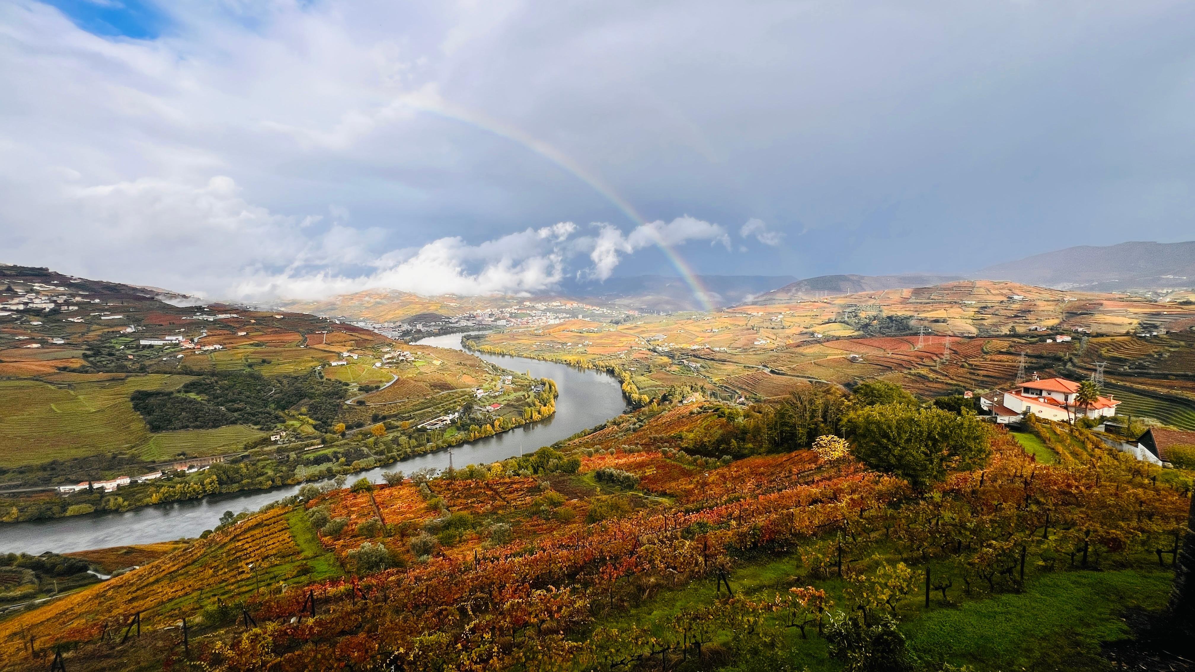 Lisbon: 2-Day Douro Valley Wine & River Cruise Experience