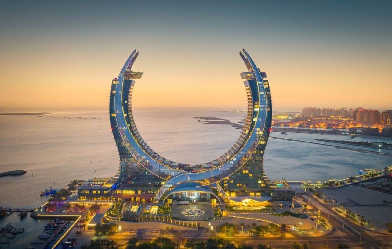 Doha Private City Highlights Tour with 4x4 Transfers