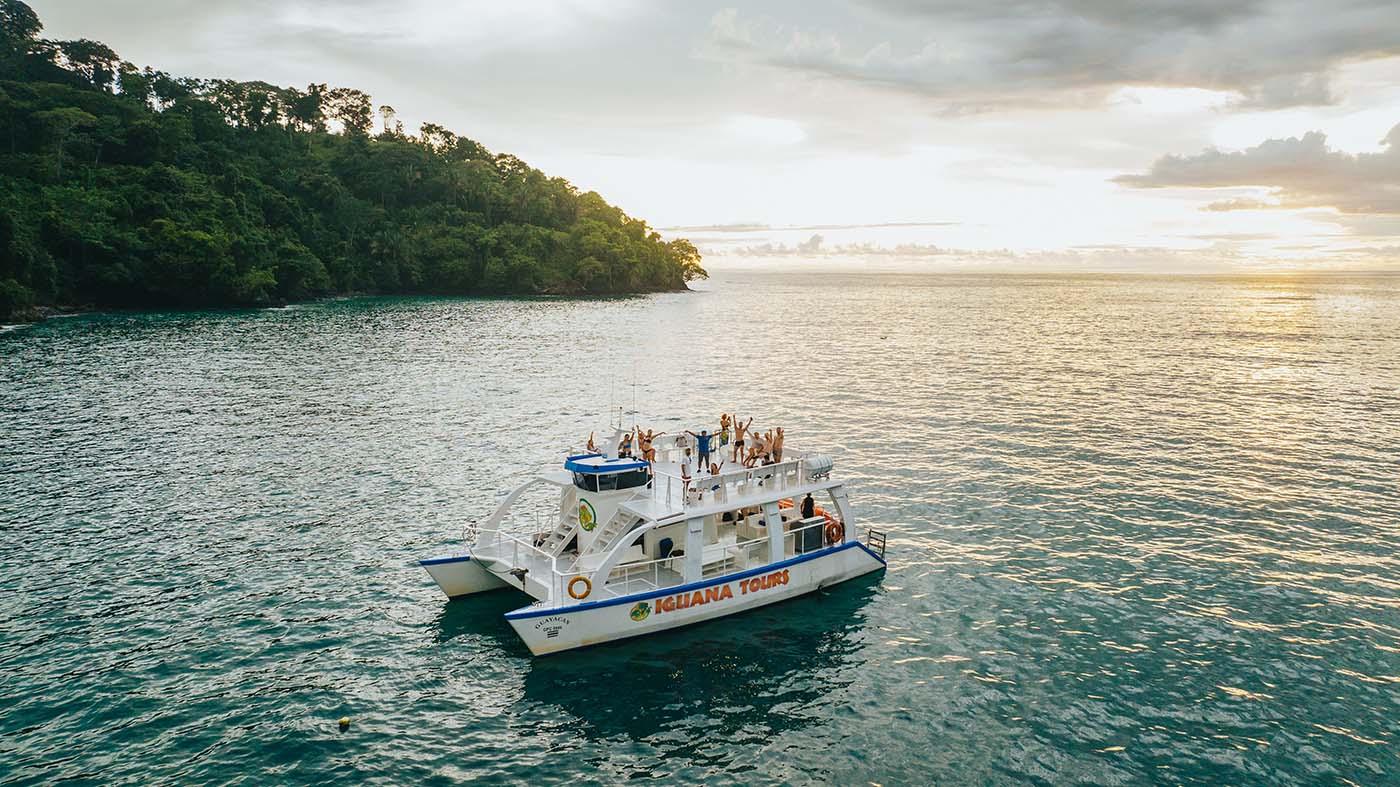 Manuel Antonio Catamaran Cruise with Meal & Sunset