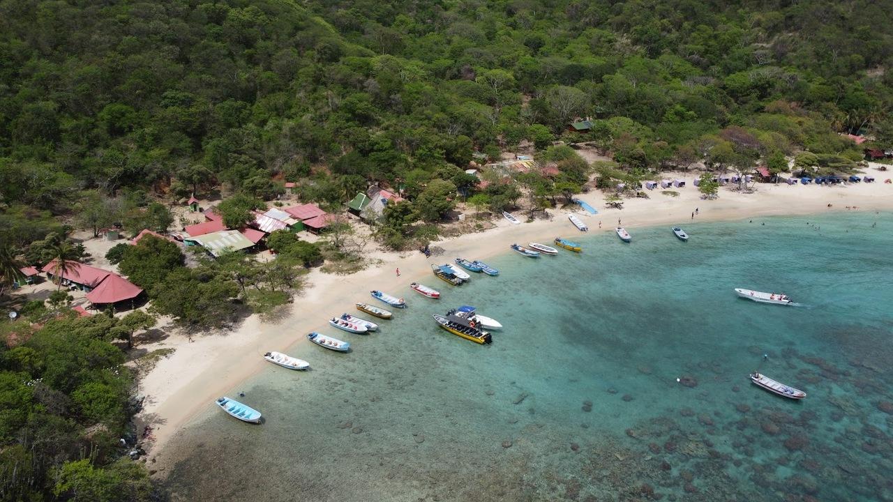 Playa Cristal & Tayrona Boat Excursion