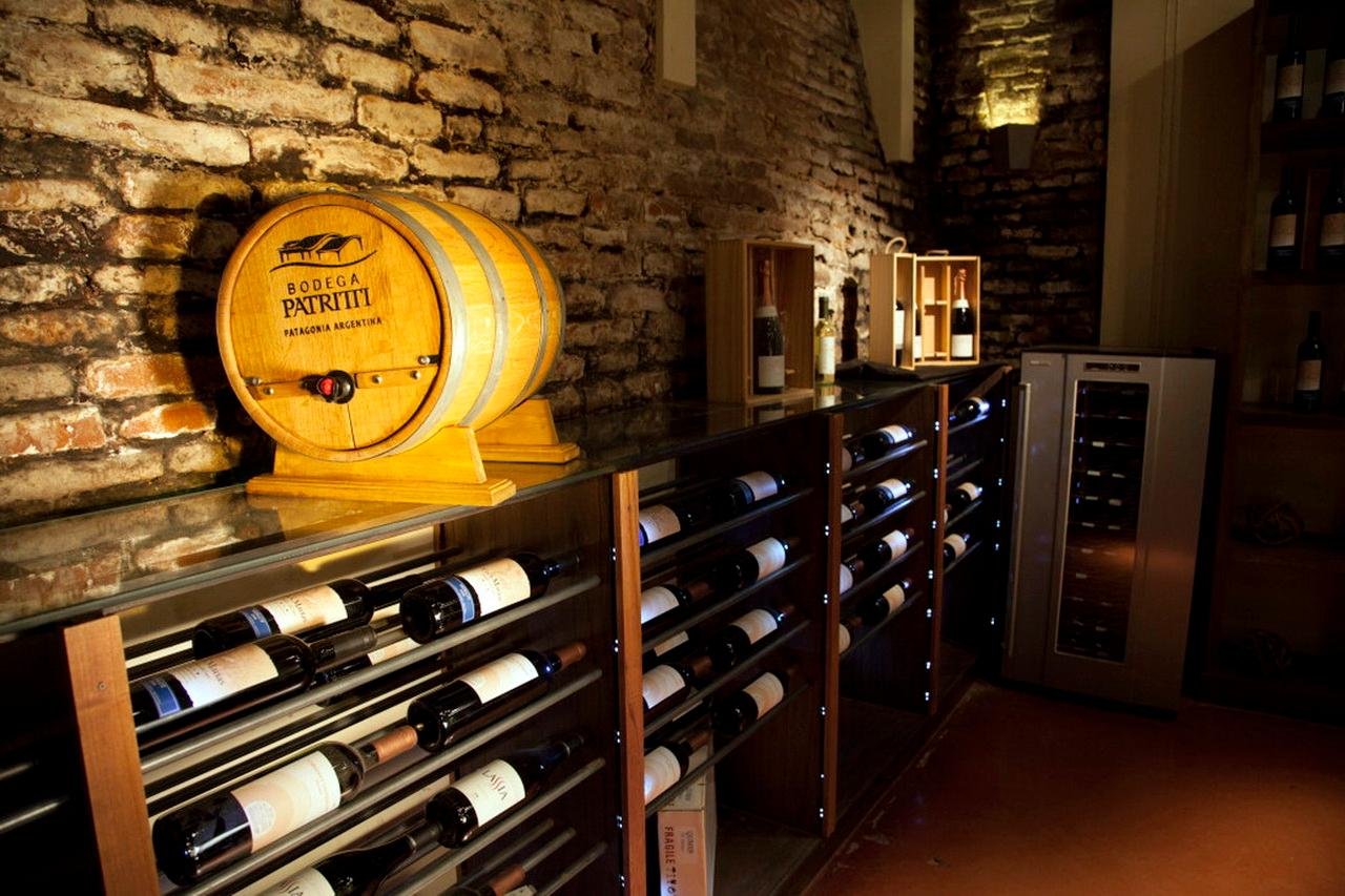 Argentine Wine Tasting Experience with Sommelier