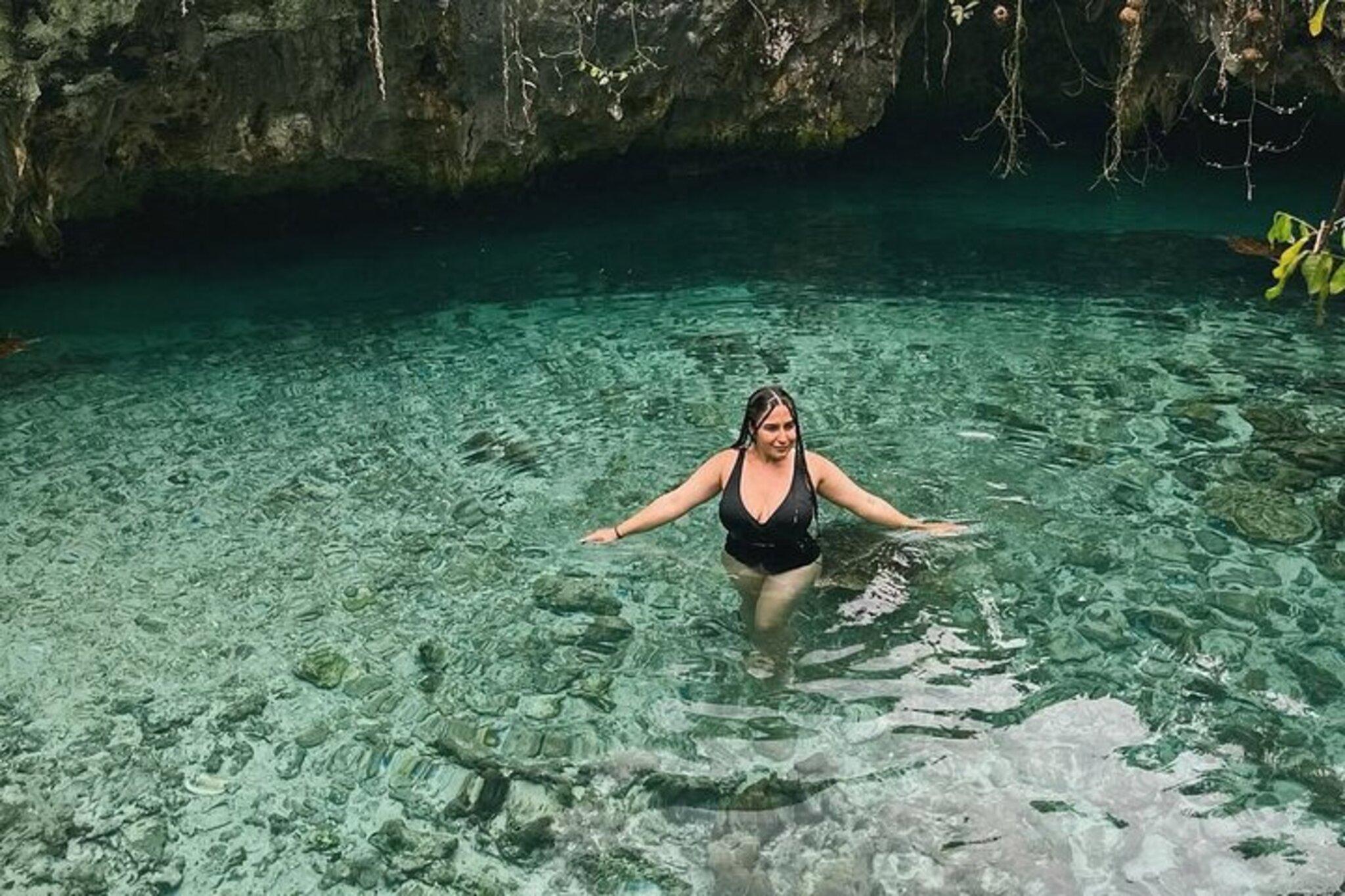 Zanzibar: Jozani Forest, Salaam Cave & The Rock Restaurant Day Tour
