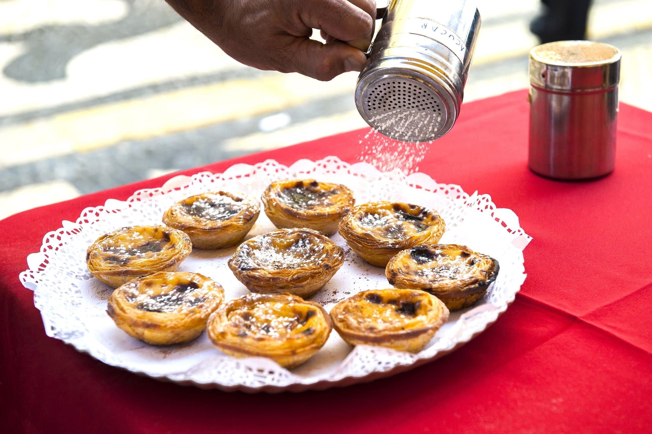 Lisbon Highlights Walking Tour: Rossio, Chiado & Alfama