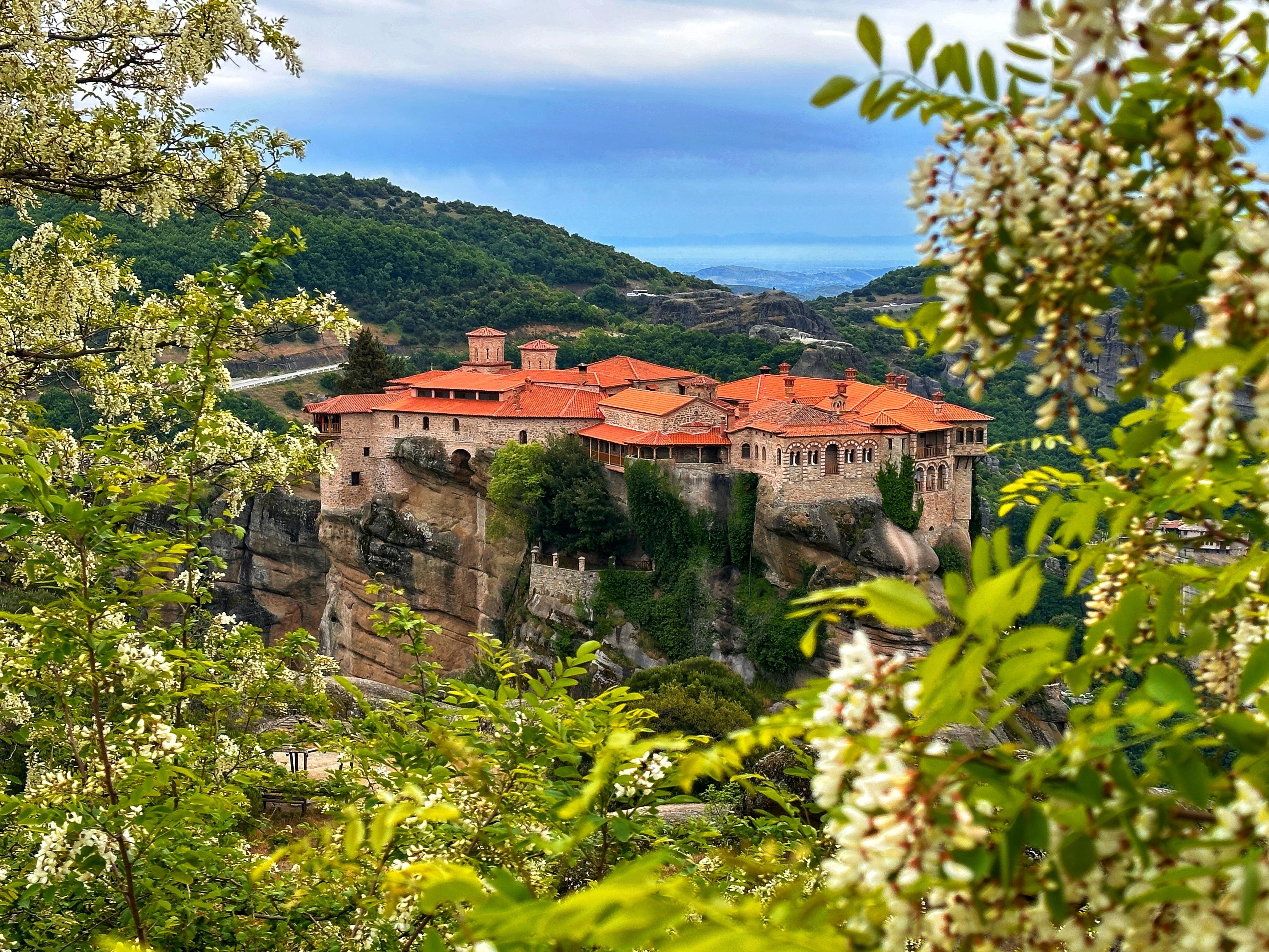 Meteora Monasteries Day Tour from Athens