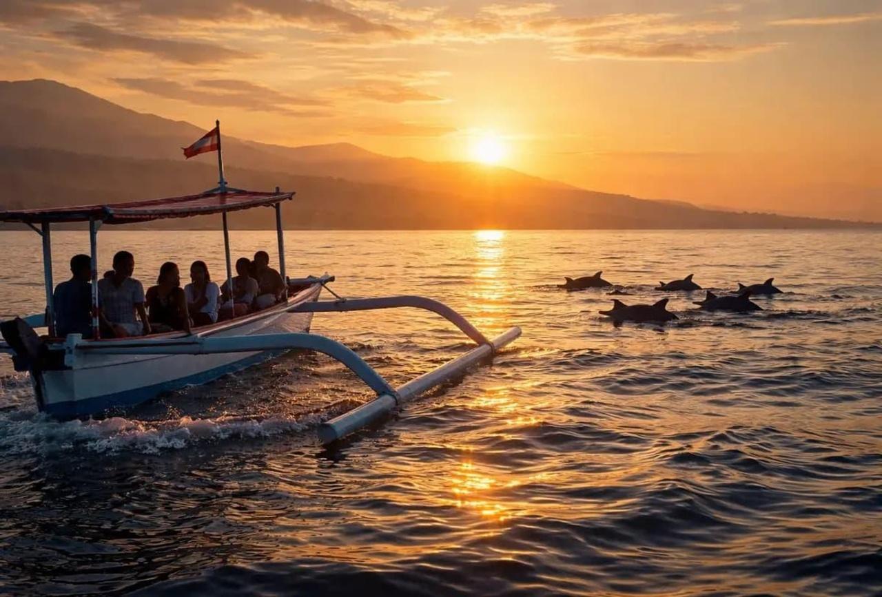 Lovina Dolphin Sunrise Safari with Private Transport