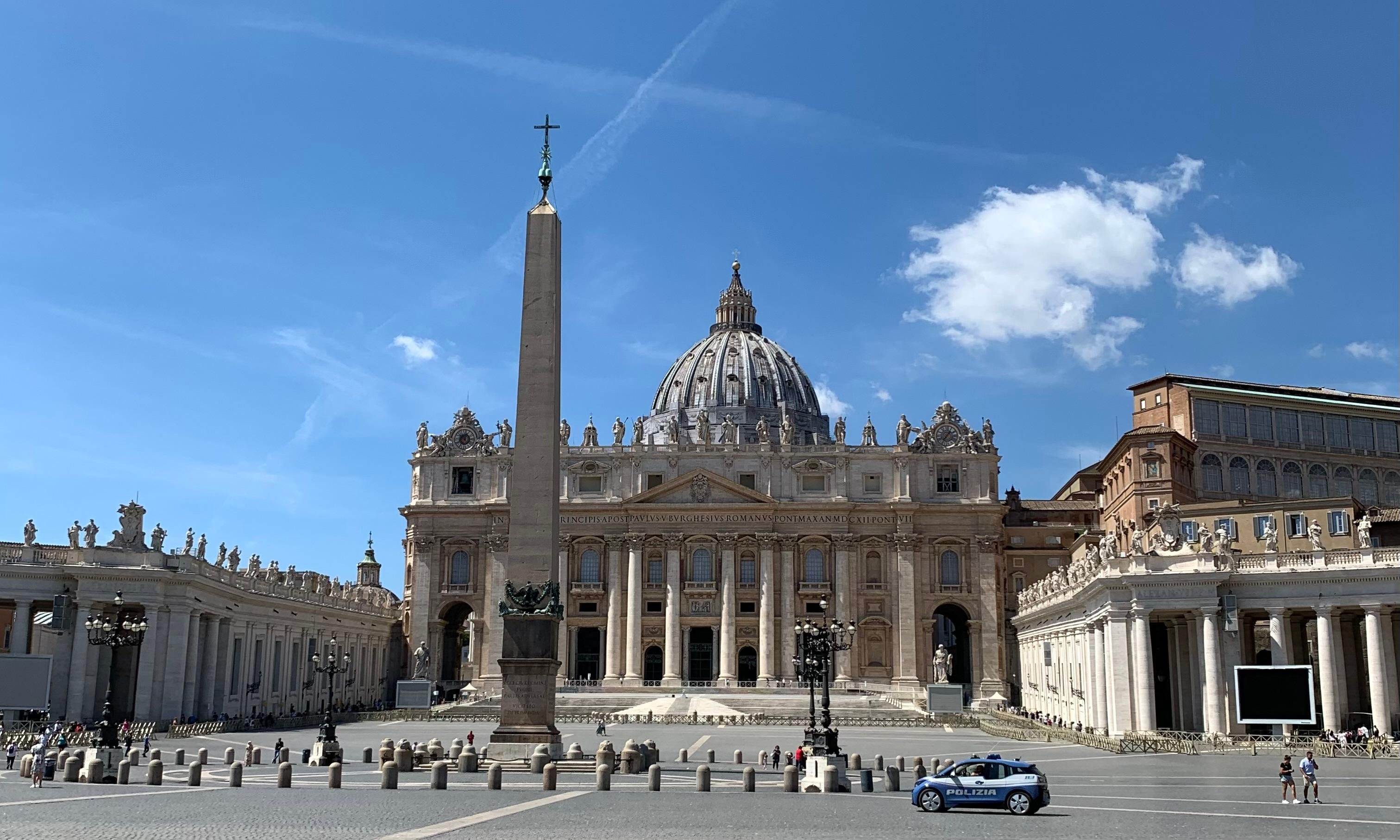 St. Peter's Basilica: Priority Entry with Digital Audio Guide