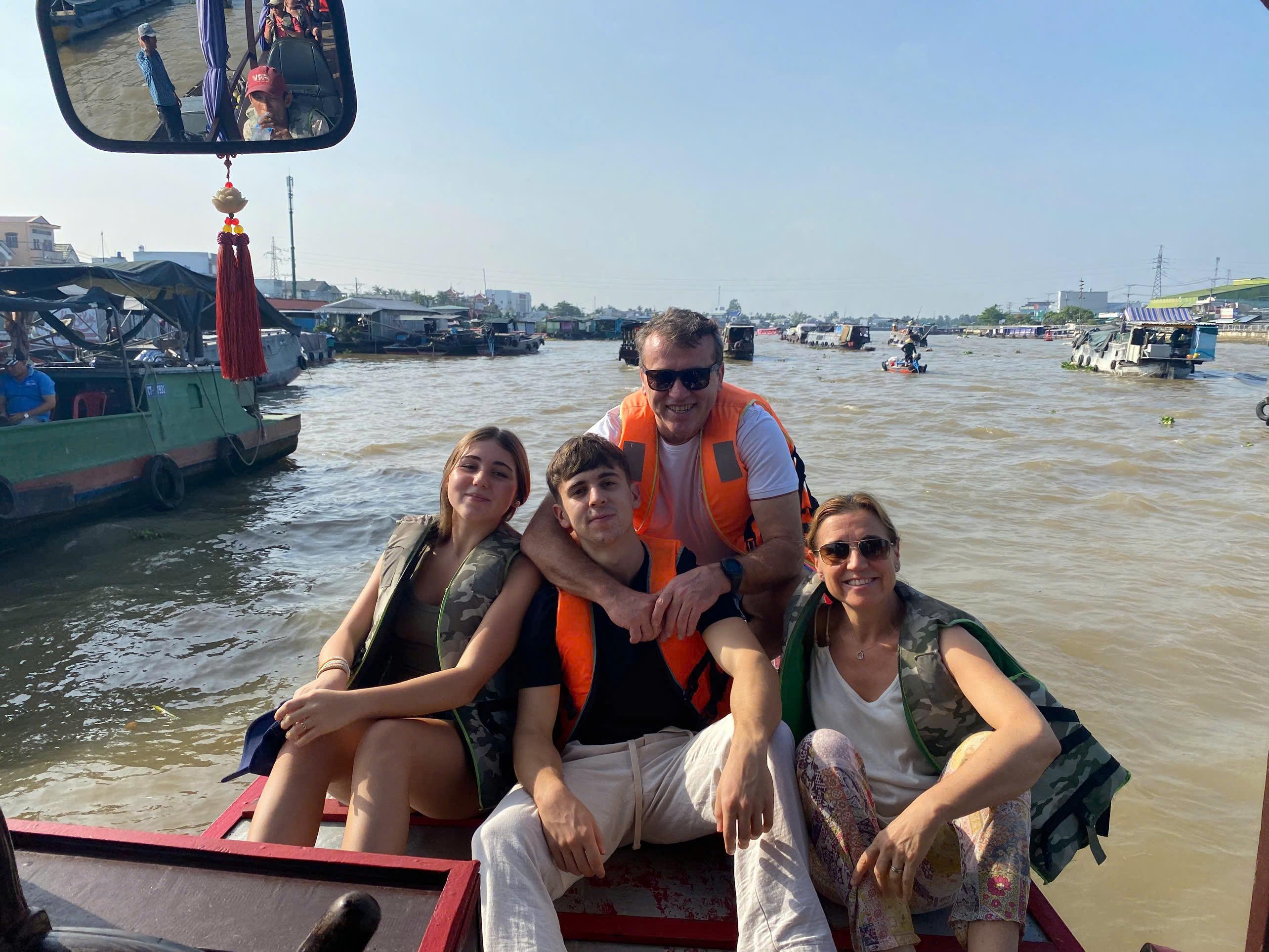 Mekong Delta & Cai Rang Floating Market 2-Day Tour from Ho Chi Minh City