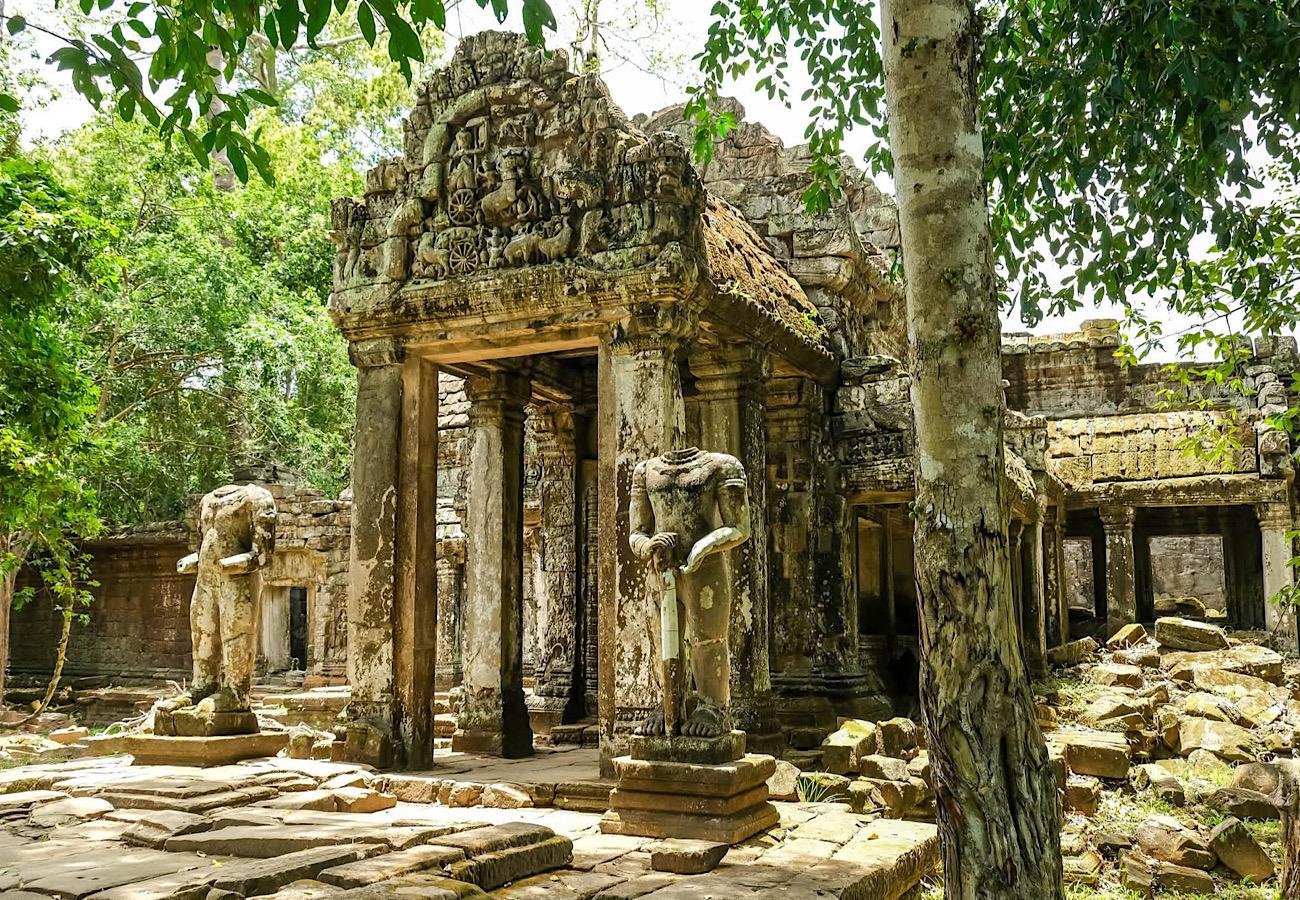 Siem Reap: Grand Circuit Temples & Sunset by Private Tuk-Tuk
