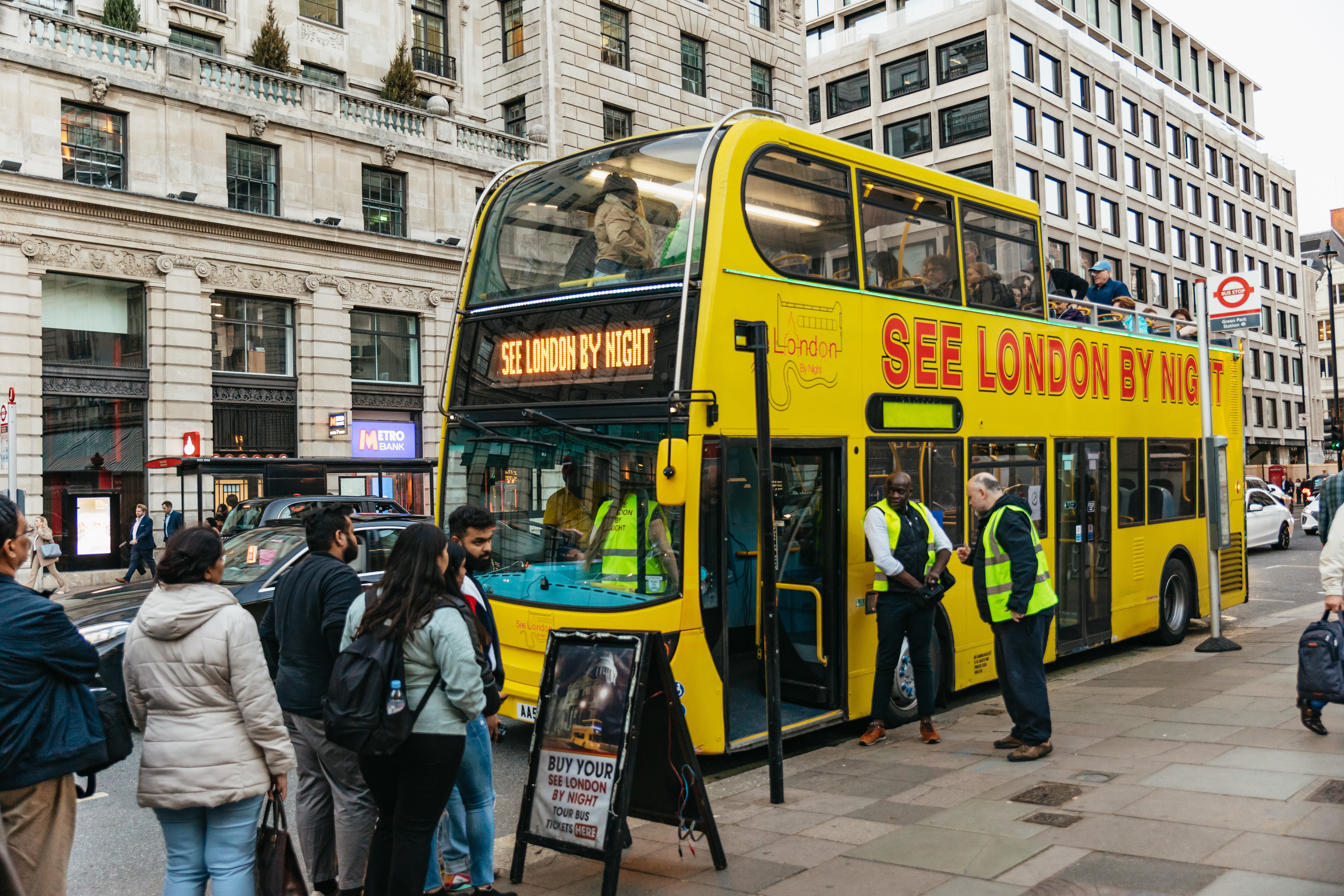 London: London by Night Sightseeing Open-Top Bus Tour — gallery image 7