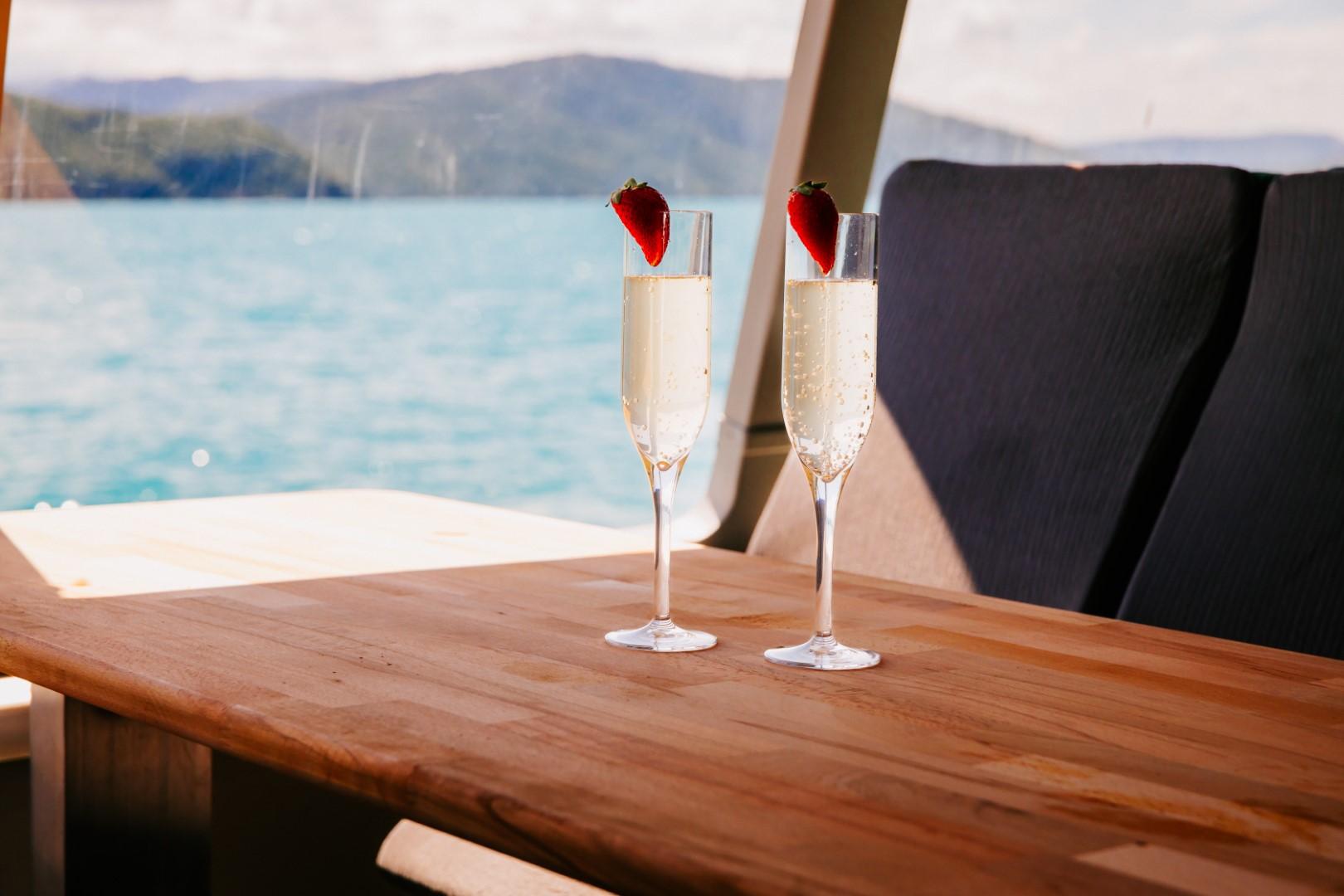 Whitehaven Beach Full-Day Catamaran Tour from Airlie Beach