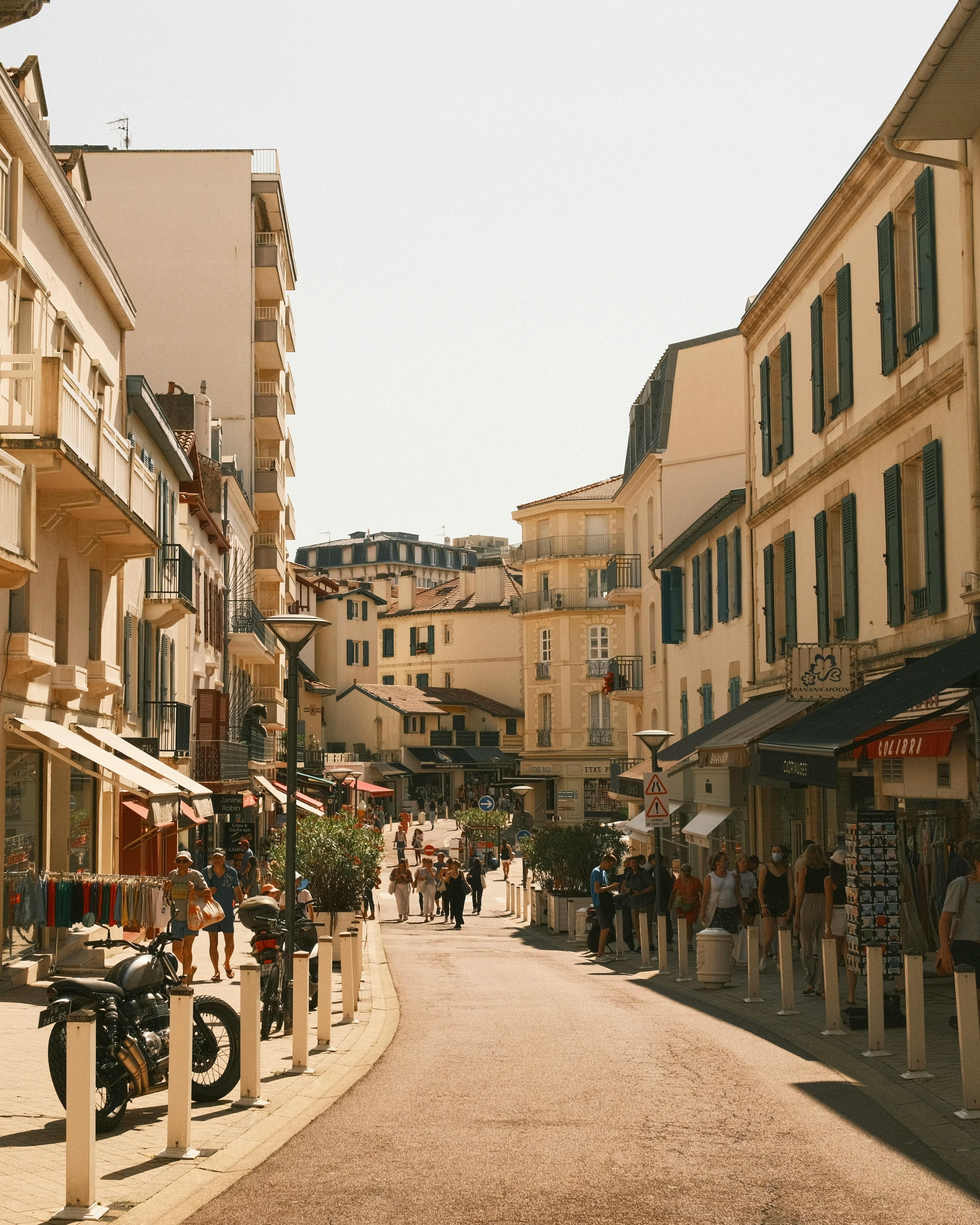 Biarritz Culinary Walking Tour with Local Guide