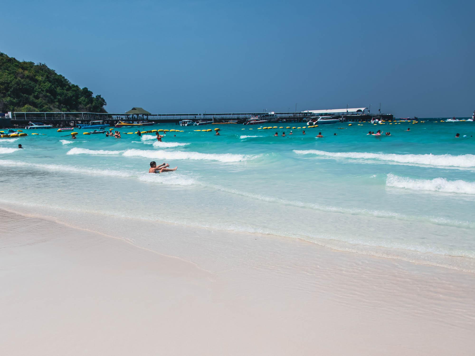Bangkok to Pattaya: Koh Larn Island & Sanctuary of Truth Day Trip