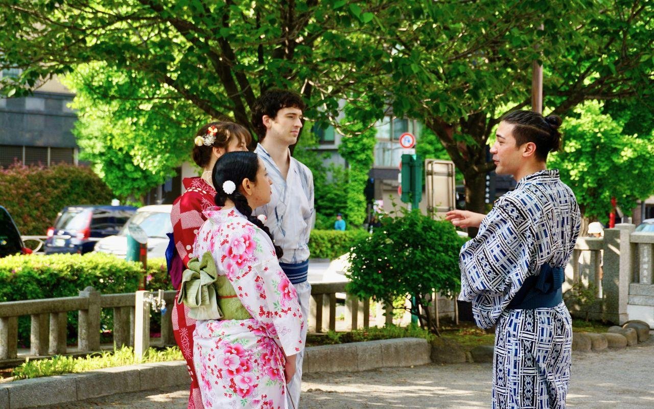 Asakusa Kimono Rental – Full-Day Traditional Dress Experience