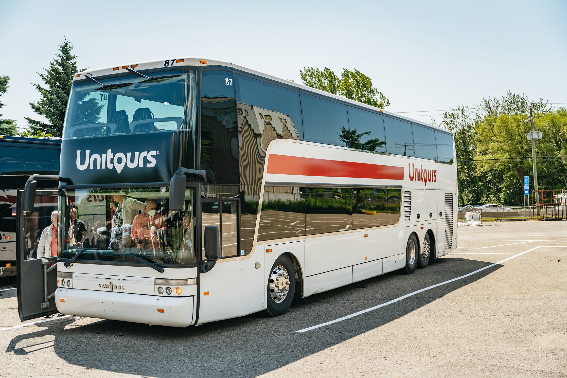 Quebec City: Montmorency Falls & Ile d'Orleans Half-Day Tour