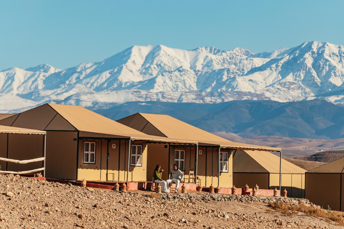 Agafay Desert Overnight: Dinner, Live Show & Stargazing from Marrakech