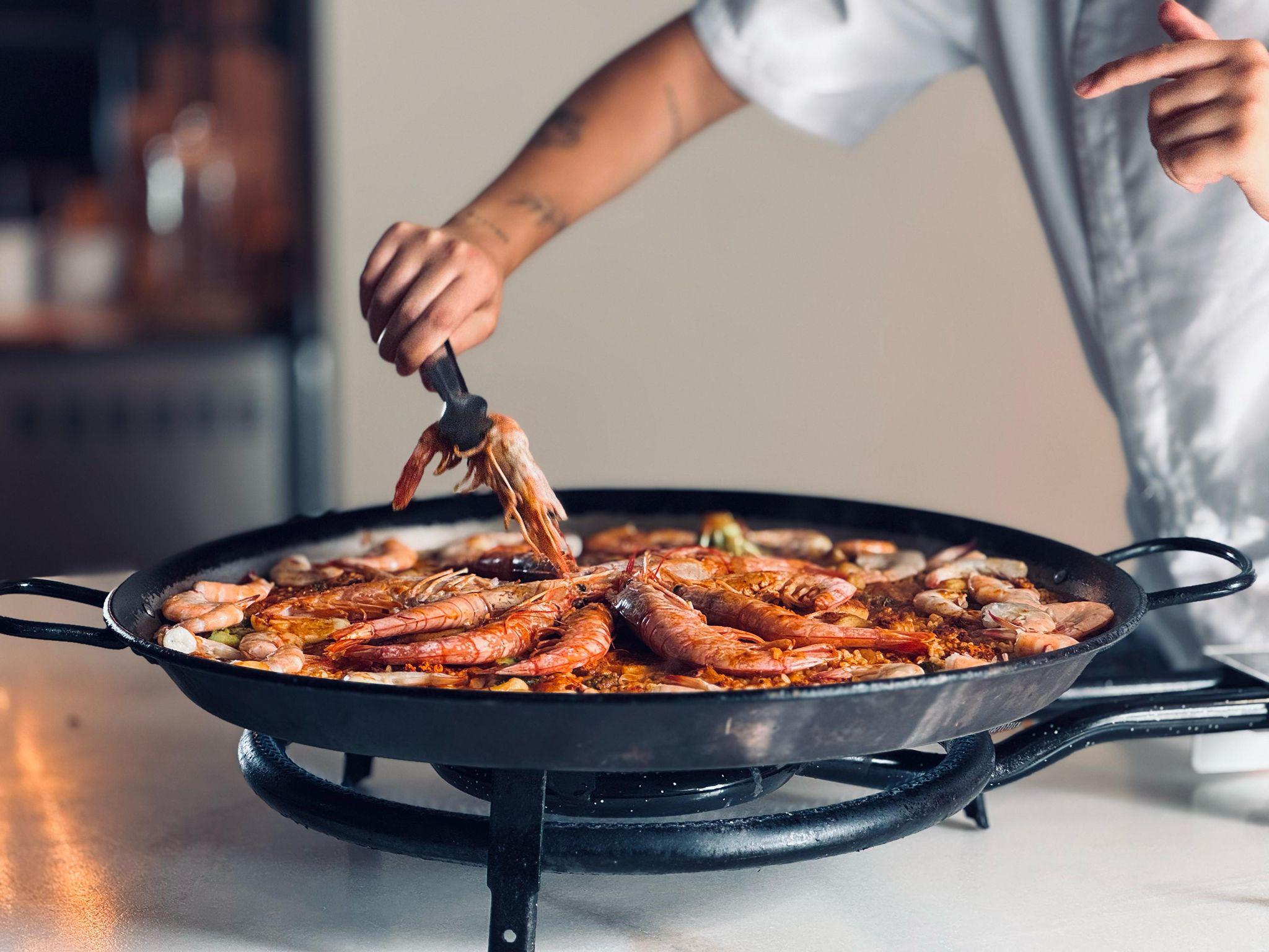 paella cooking class in Seville — photo 5