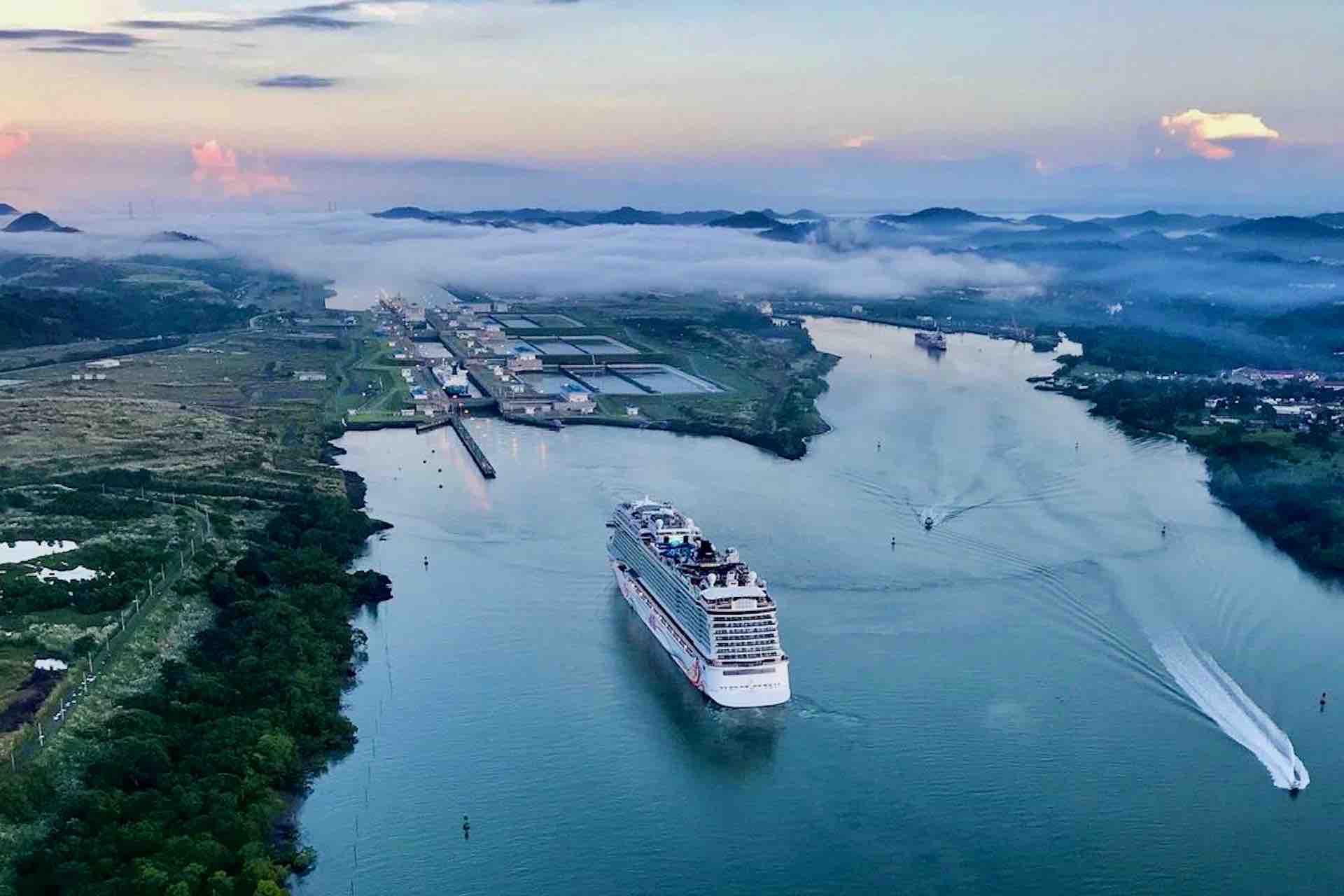 Panama City Aerial Sightseeing Helicopter Tours