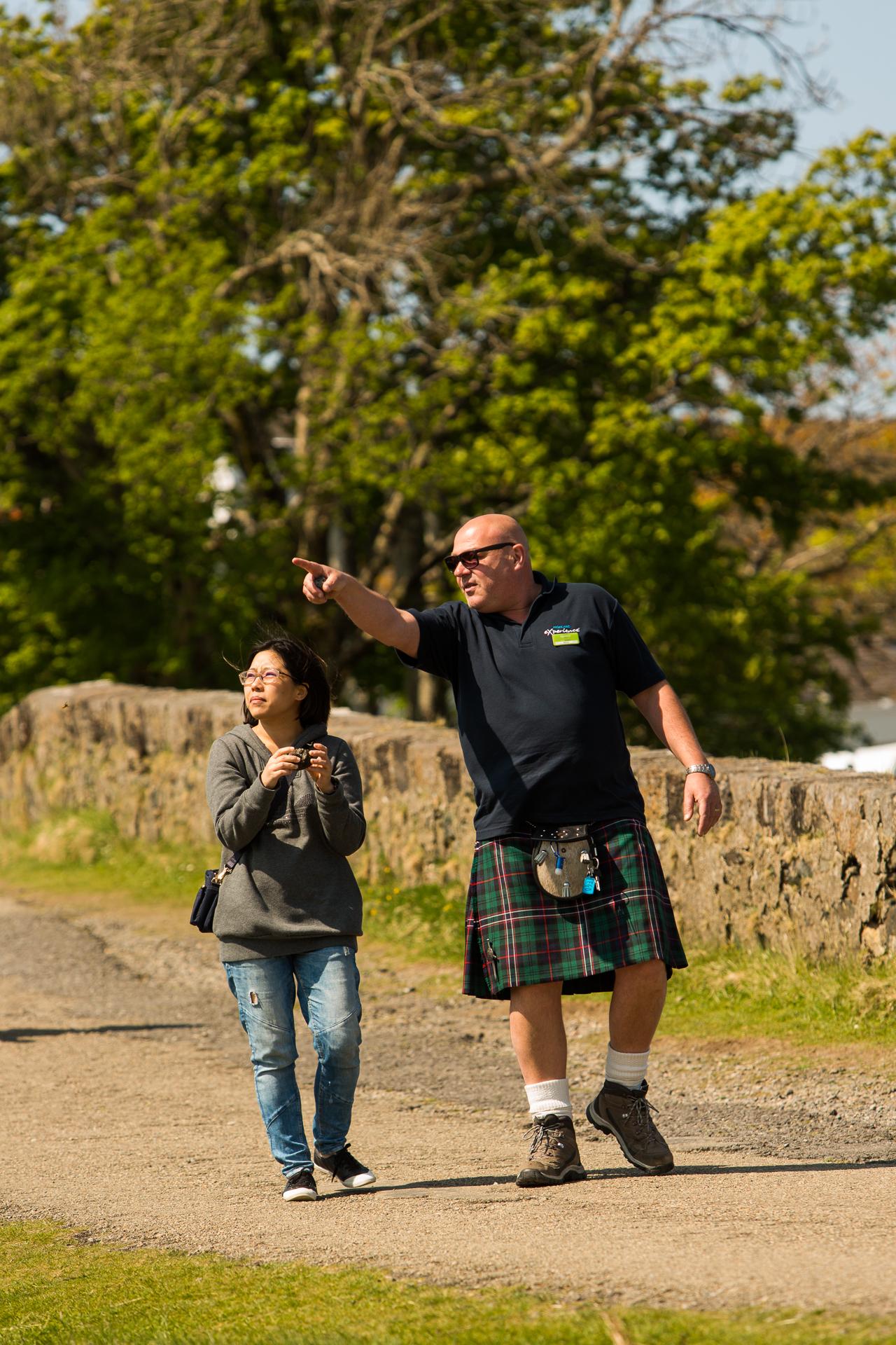 Rosslyn Chapel, Stirling Castle & Dunfermline Abbey Day Tour