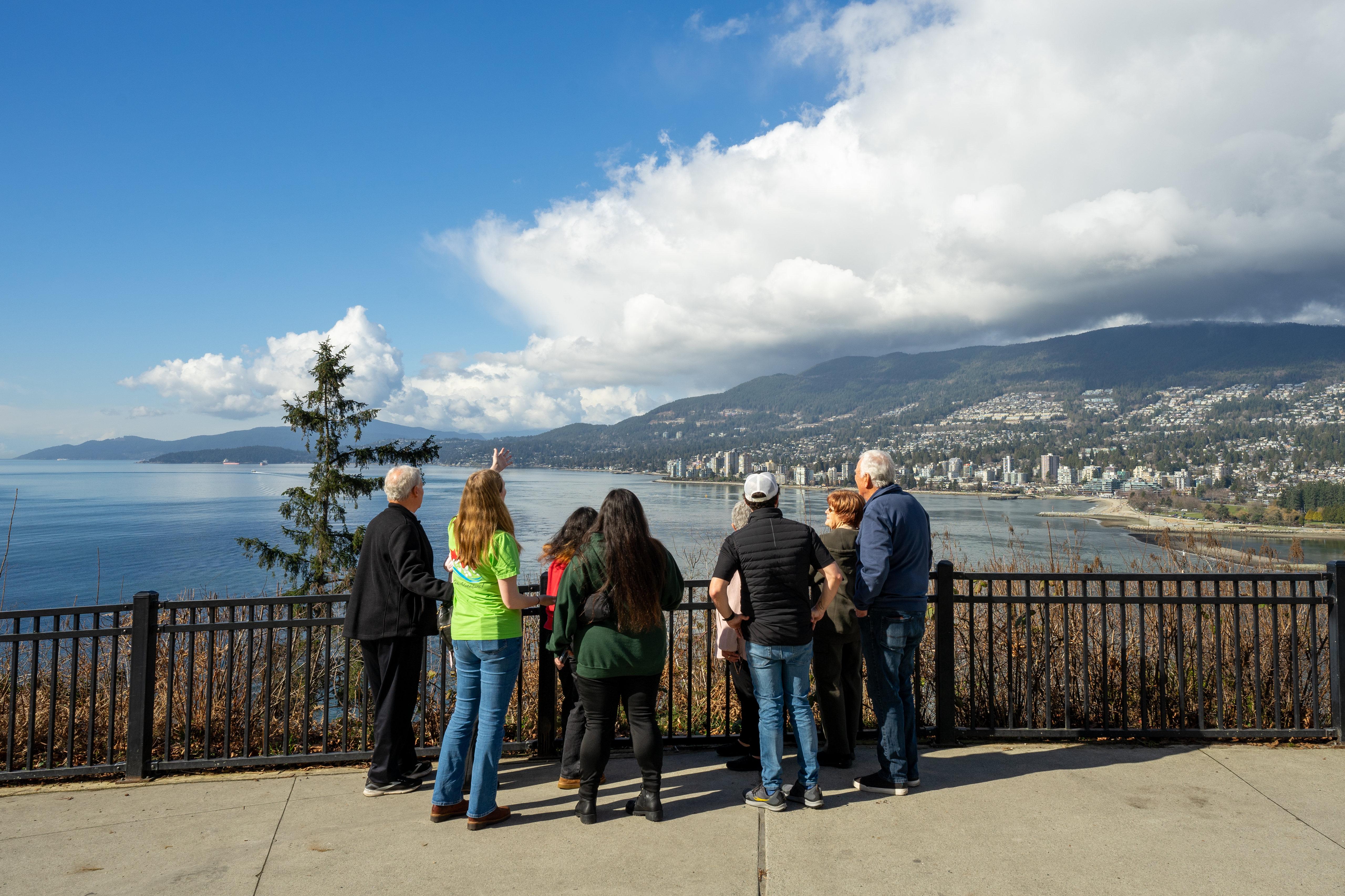 Vancouver City Explorer & Lookout Panoramic Tour