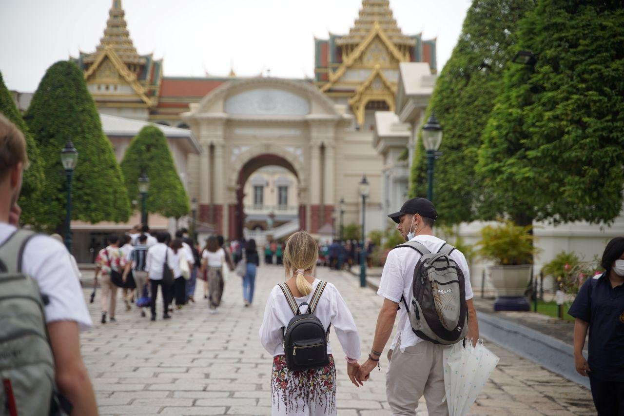 Bangkok Essential Icons: Grand Palace, Temples & Canal Cruise
