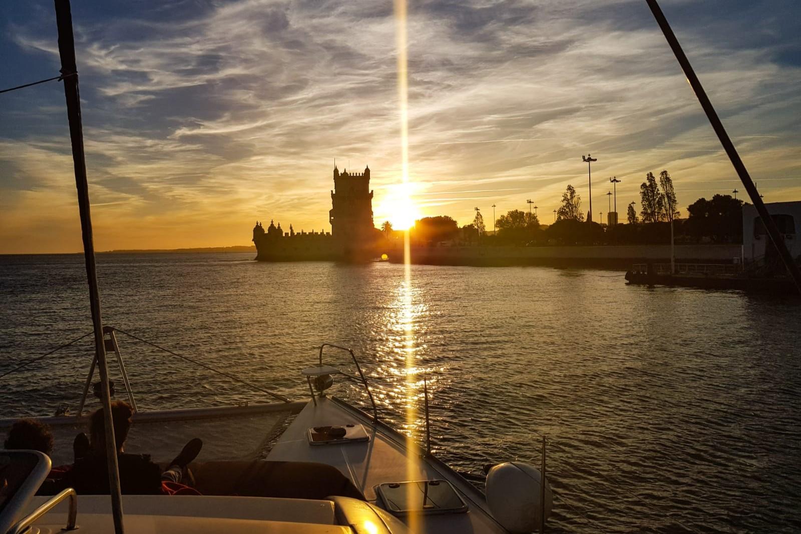 Lisbon Sunset Yacht Cruise with Open Bar