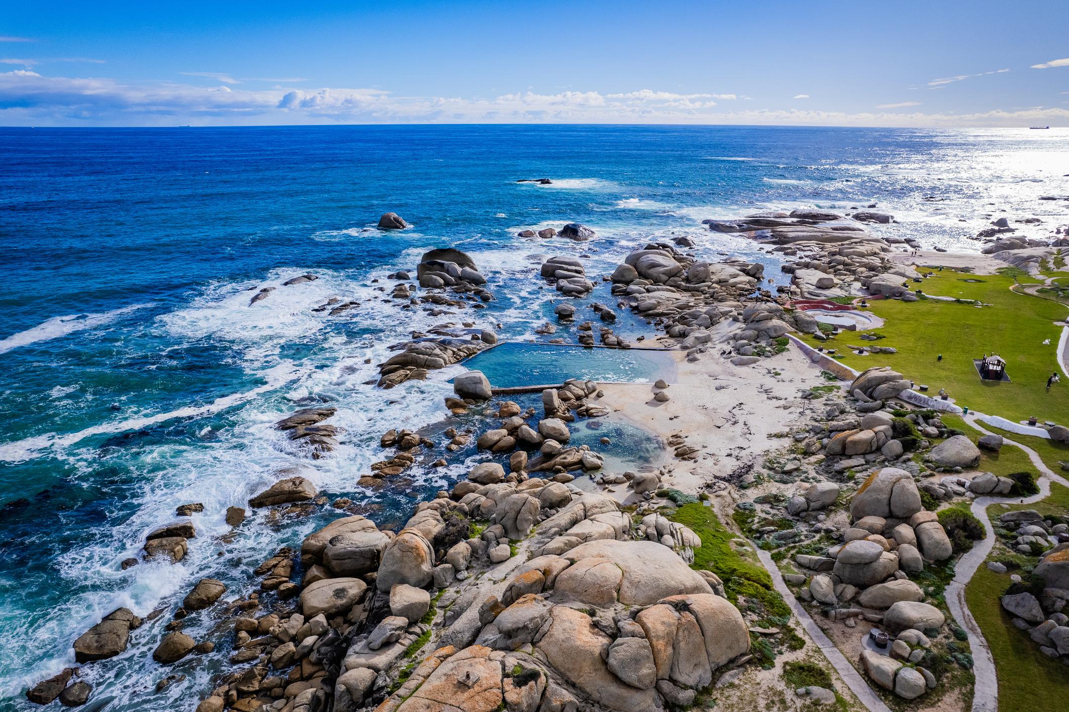 Cape Town Full-Day Tour: Table Mountain, Cape Point & Penguin Colony