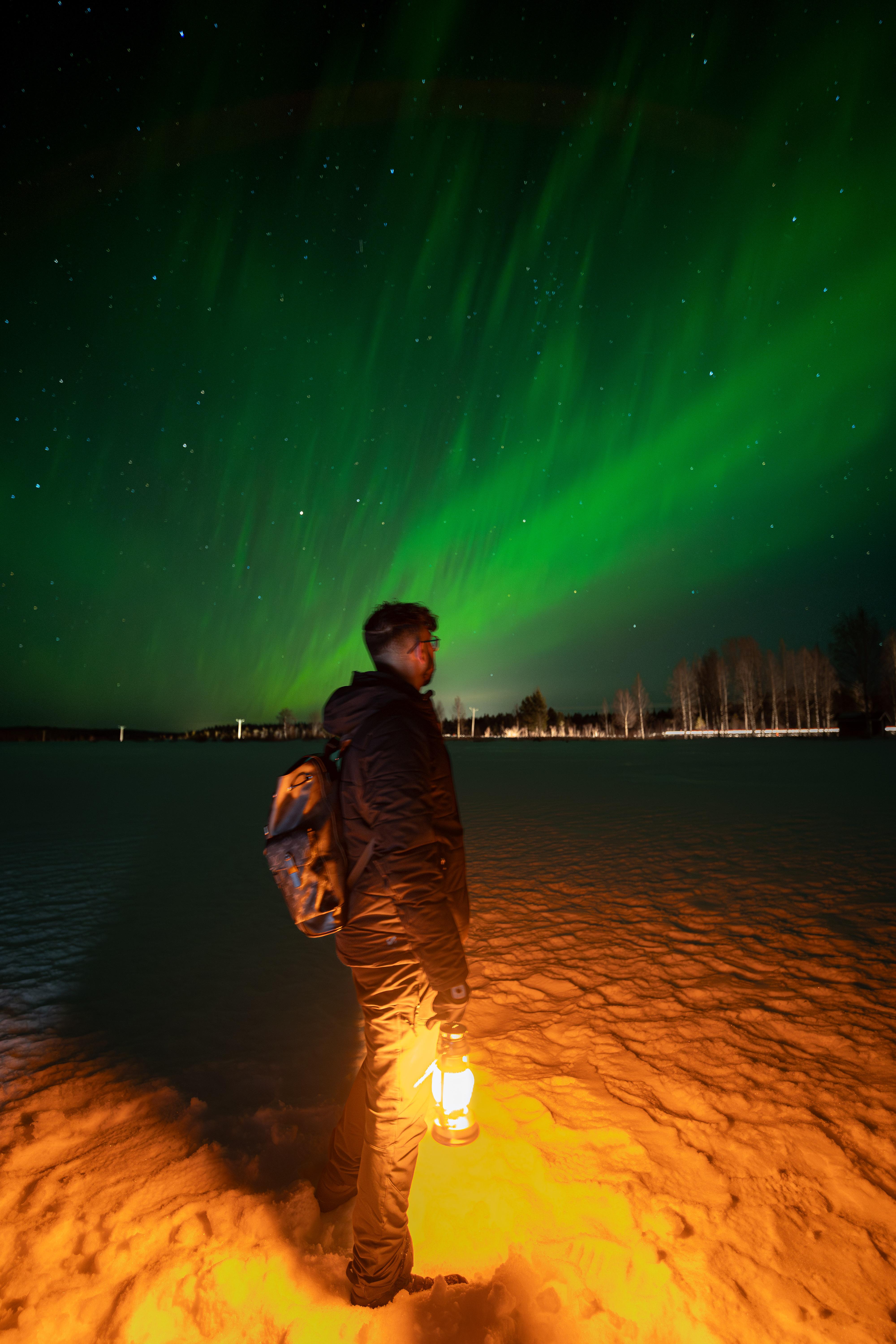 Rovaniemi Aurora Hunt – Expert-Led Northern Lights Chase with Free Photos