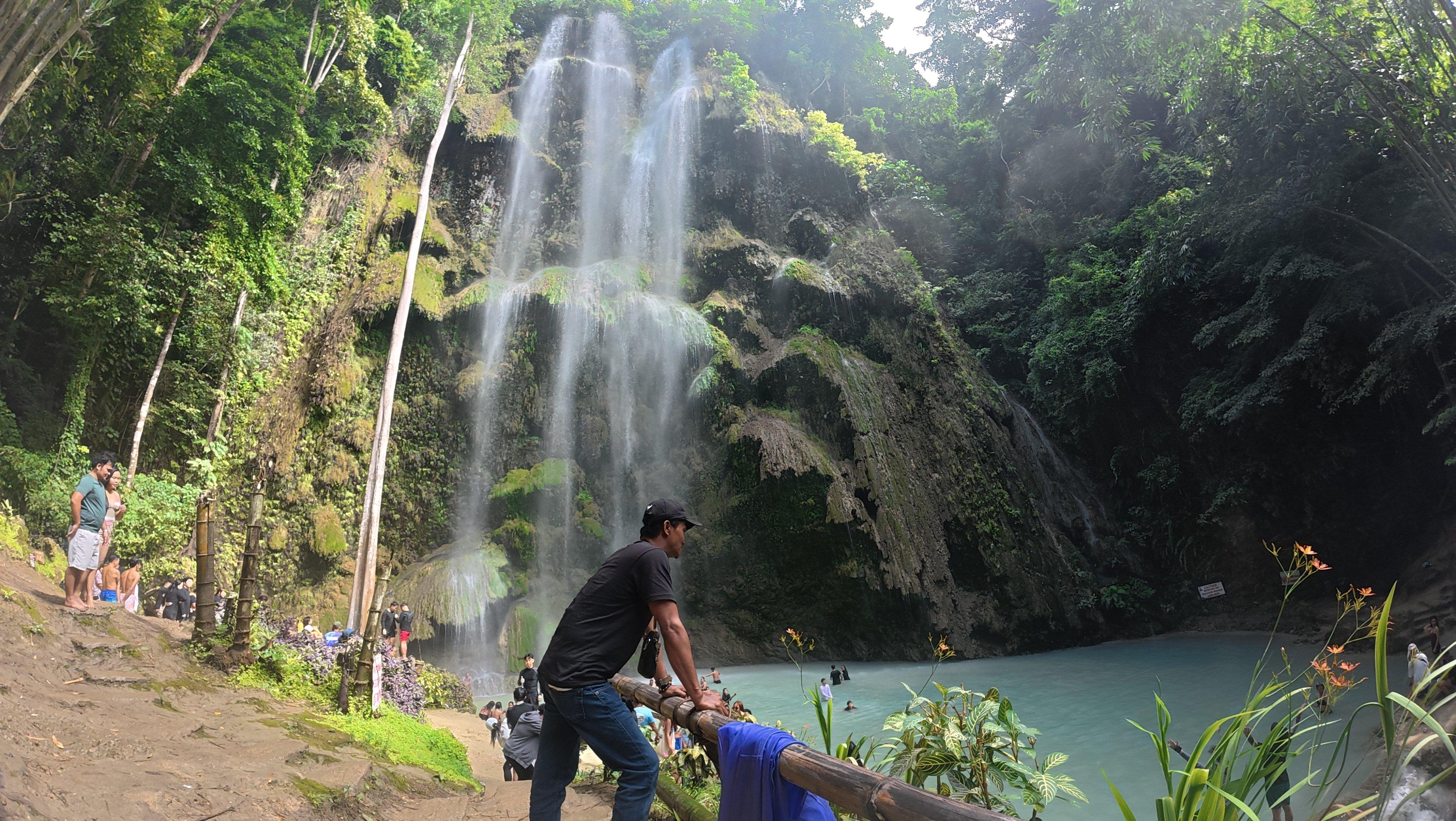 Oslob Whale Shark Swim, Sumilon Island & Southern Cebu Day Tour