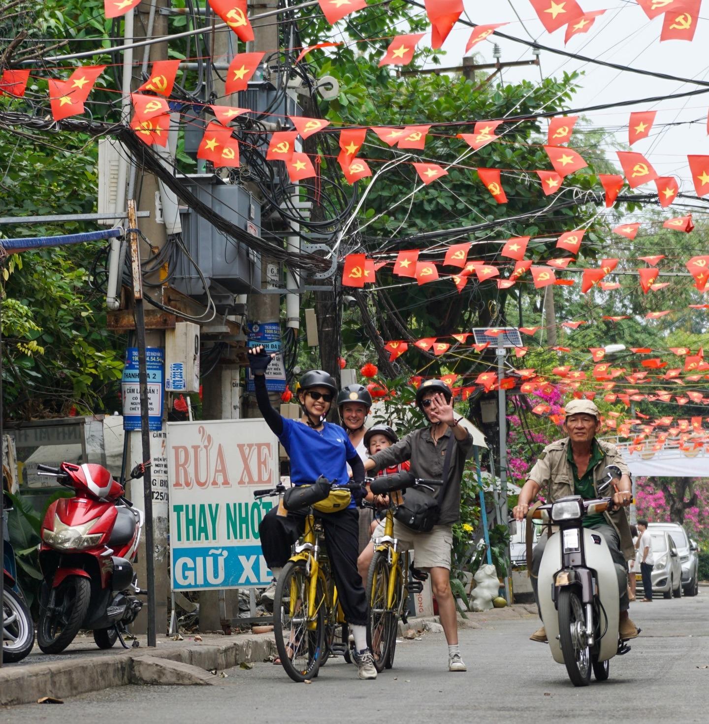 Saigon Secret Mekong: Half-Day Cycling Adventure on Thanh Da Island