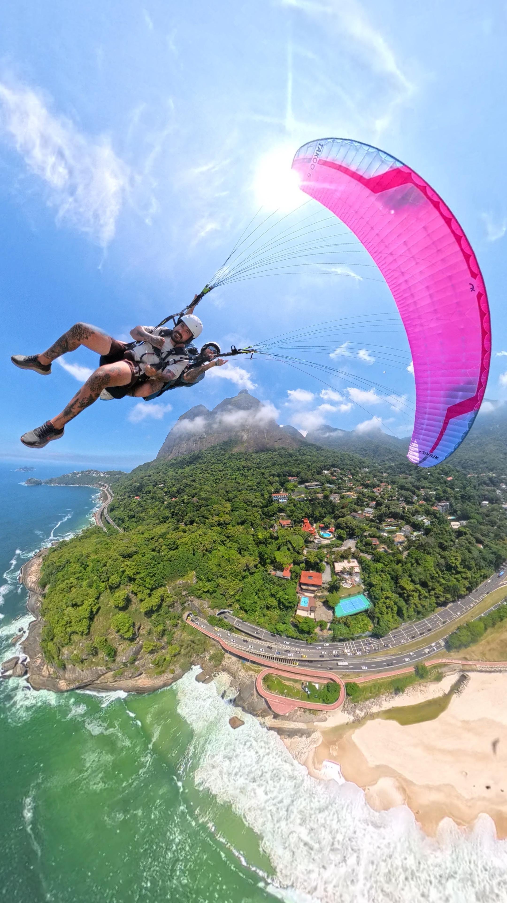 Rio de Janeiro Tandem Paragliding Flight with Media