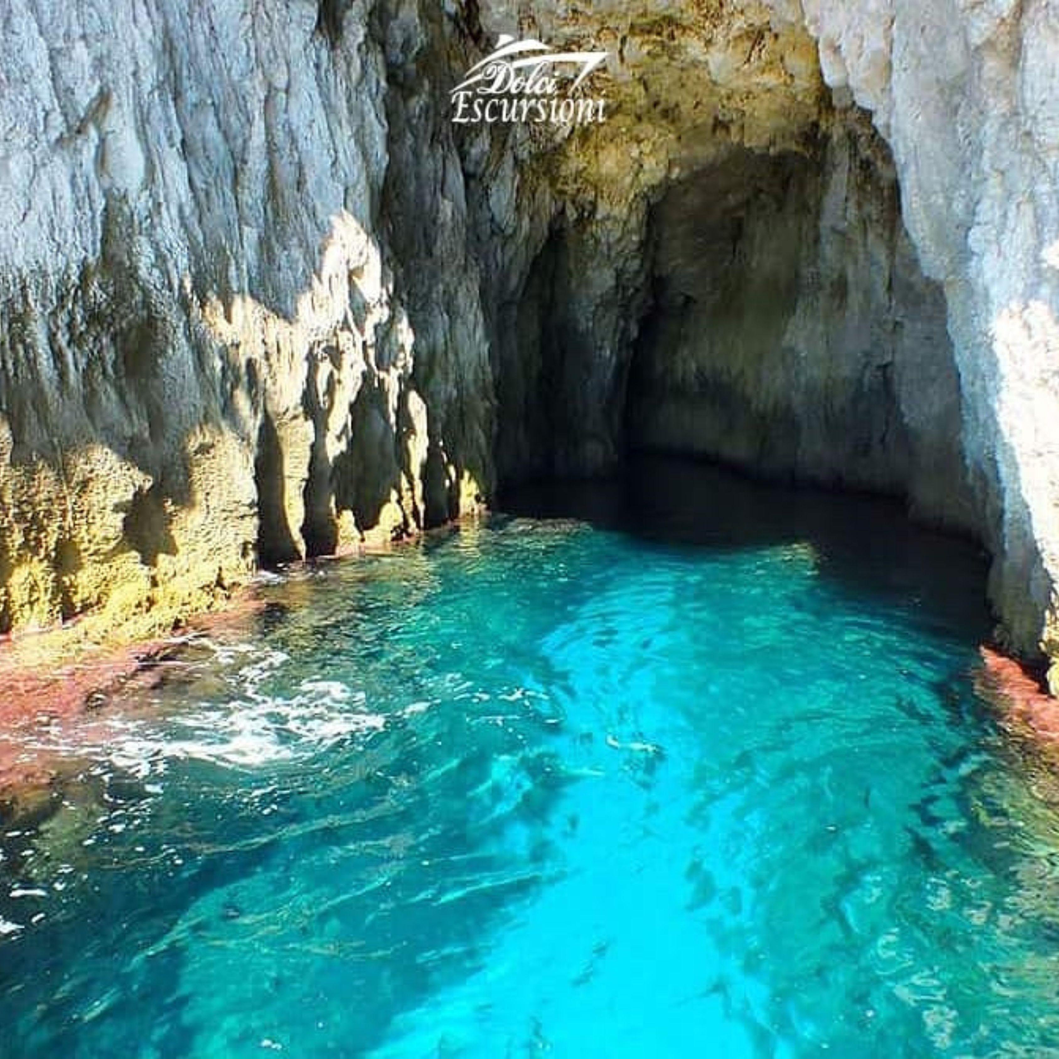 Ortigia Syracuse Sicily boat tour sea caves and coastline — image 11