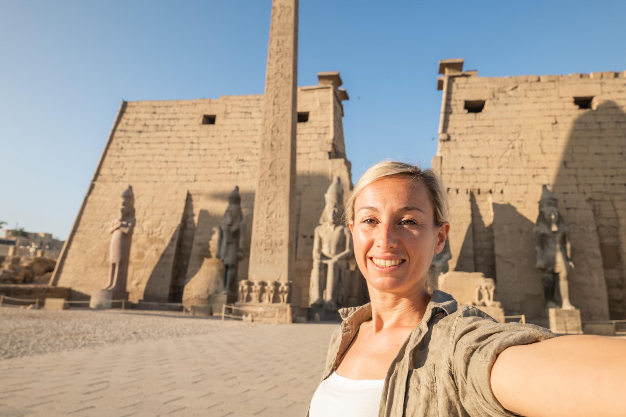 4-Day Private Nile Cruise: Aswan to Luxor with Hot Air Balloon