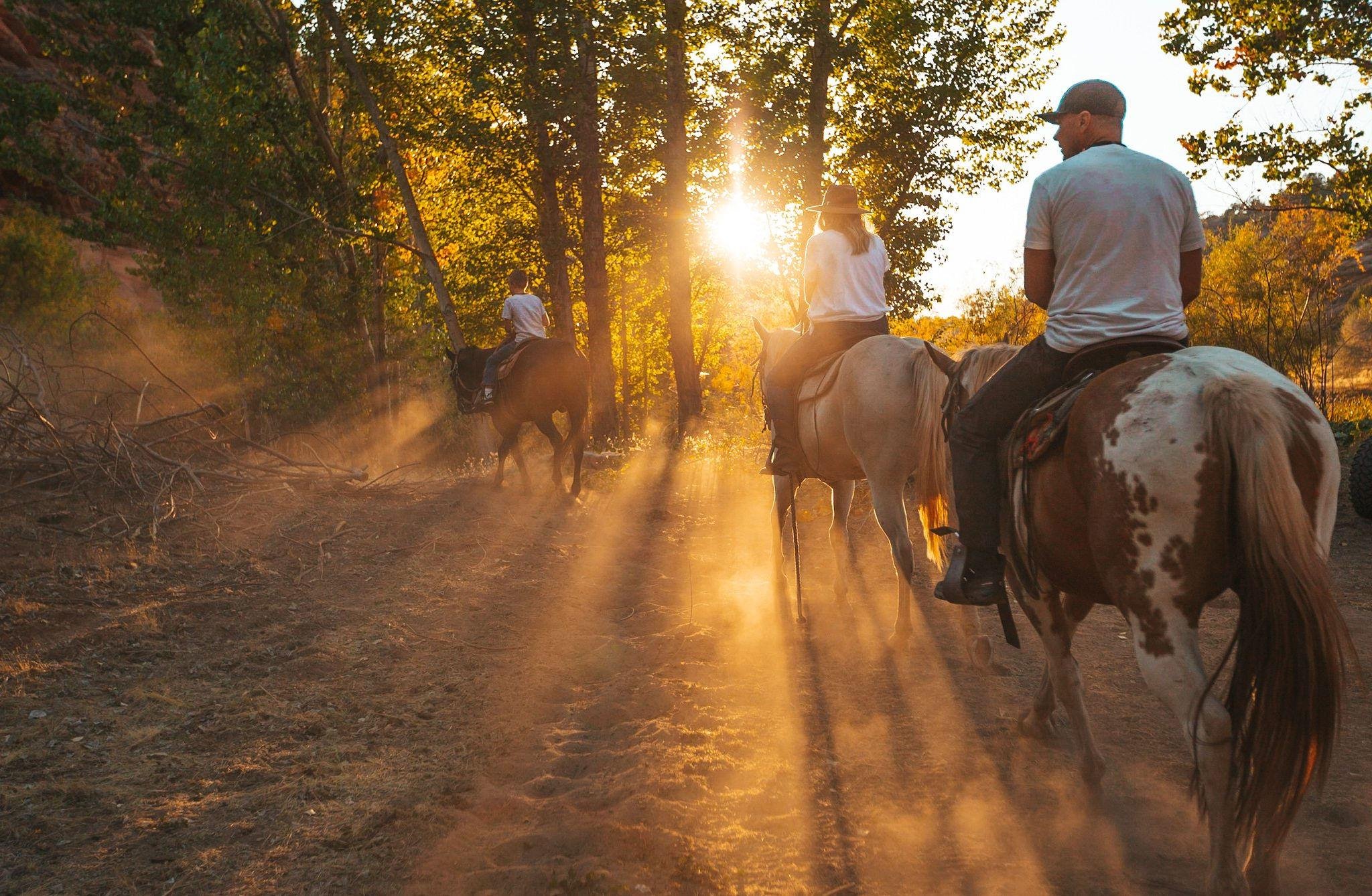 Cave Lakes Canyon Horseback Adventure