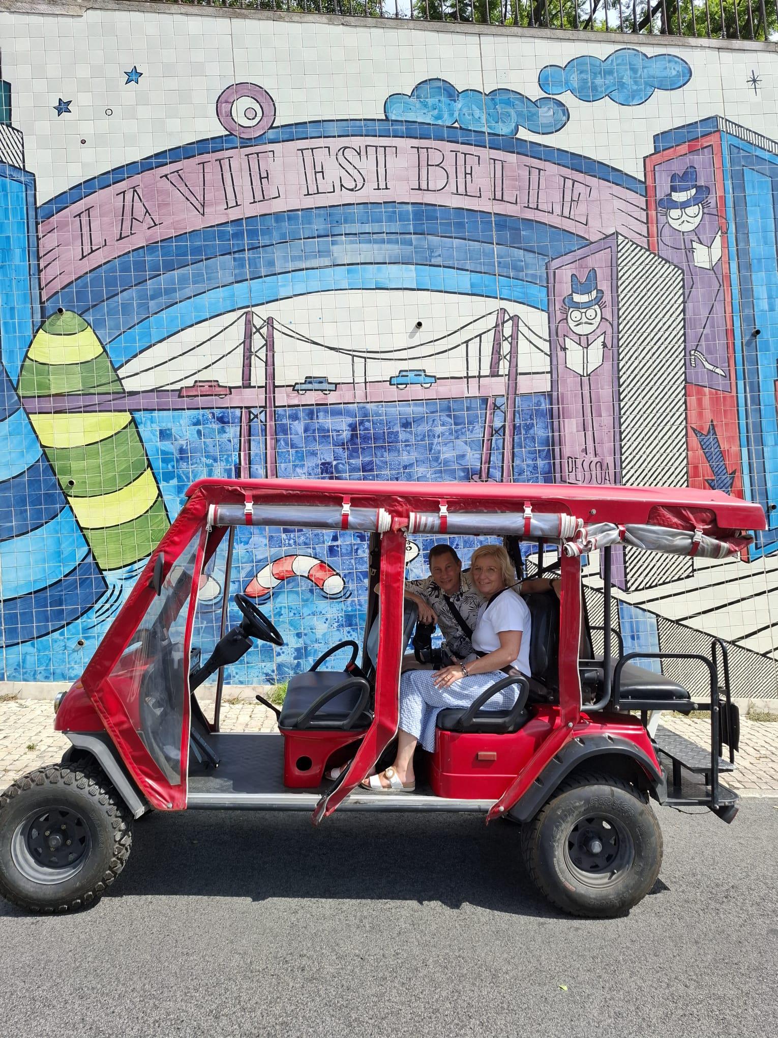 Lisbon Private Tuk-Tuk Tour with Hotel Pickup