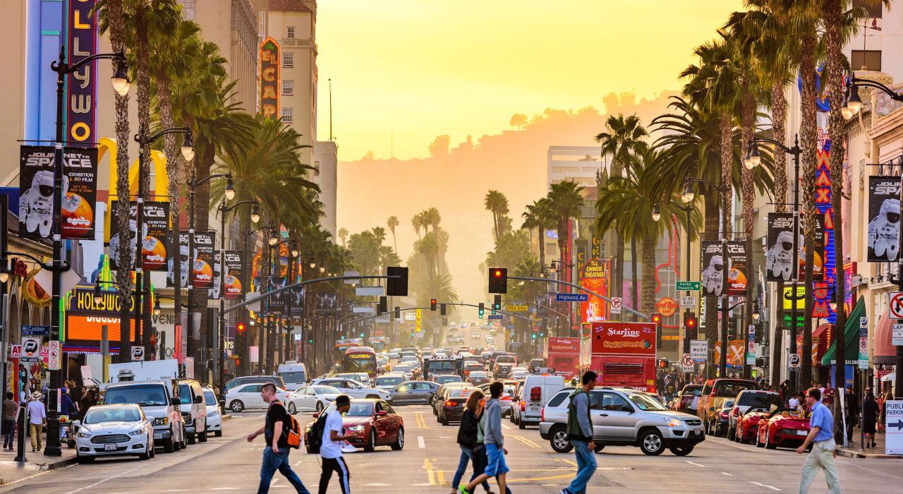 Private LA Chauffeur Service: Custom 10-Hour City Tour