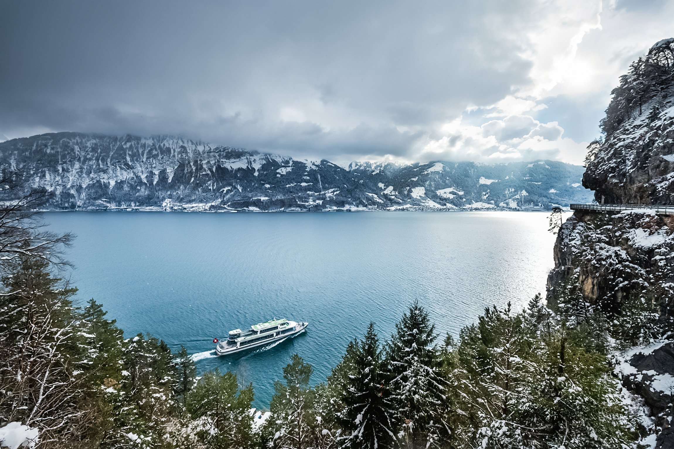 Interlaken: Lake Thun & Brienz Boat Day Pass