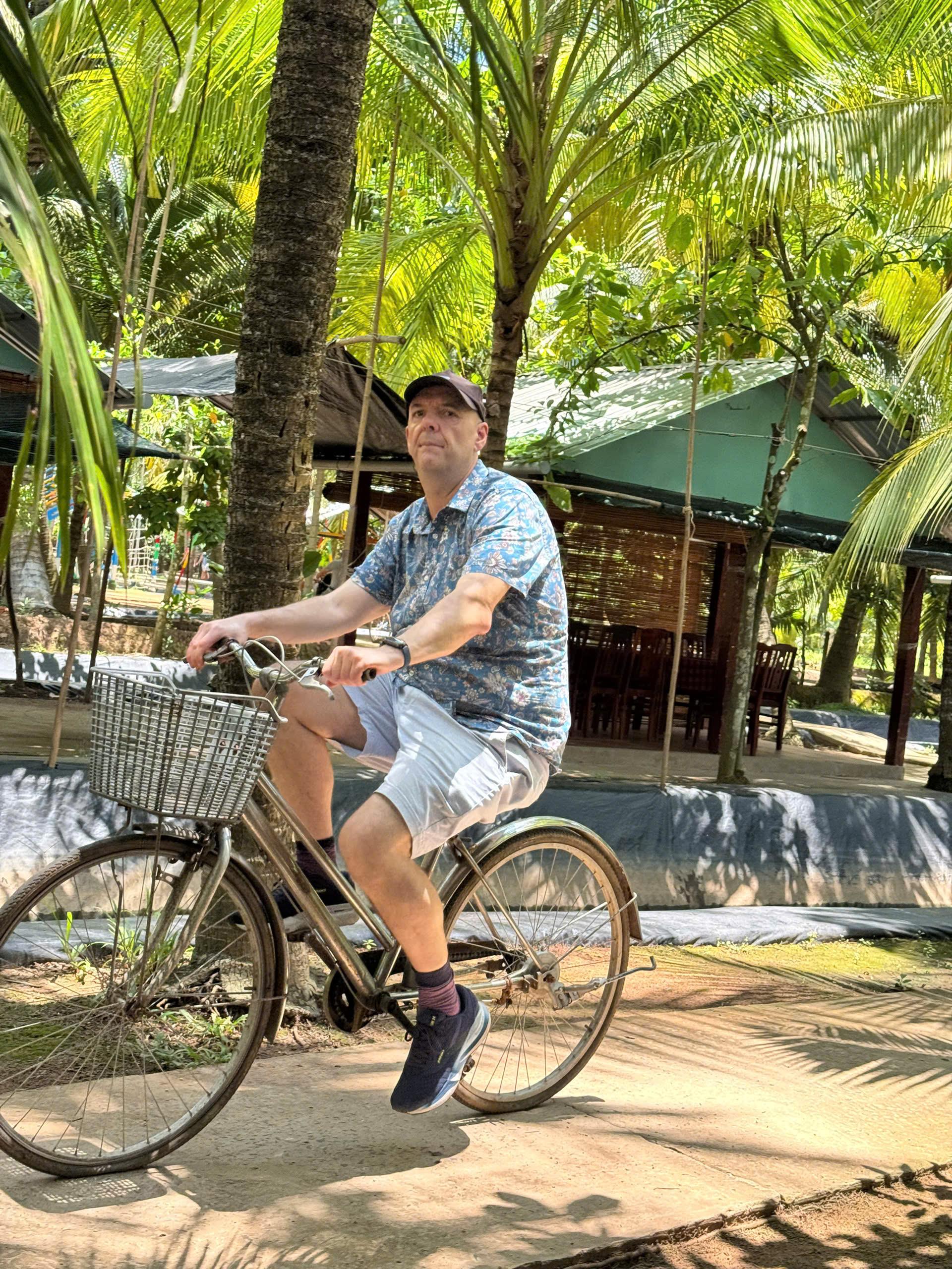 Cu Chi Tunnels, Mekong Delta & Coconut Village Day Tour from Ho Chi Minh City