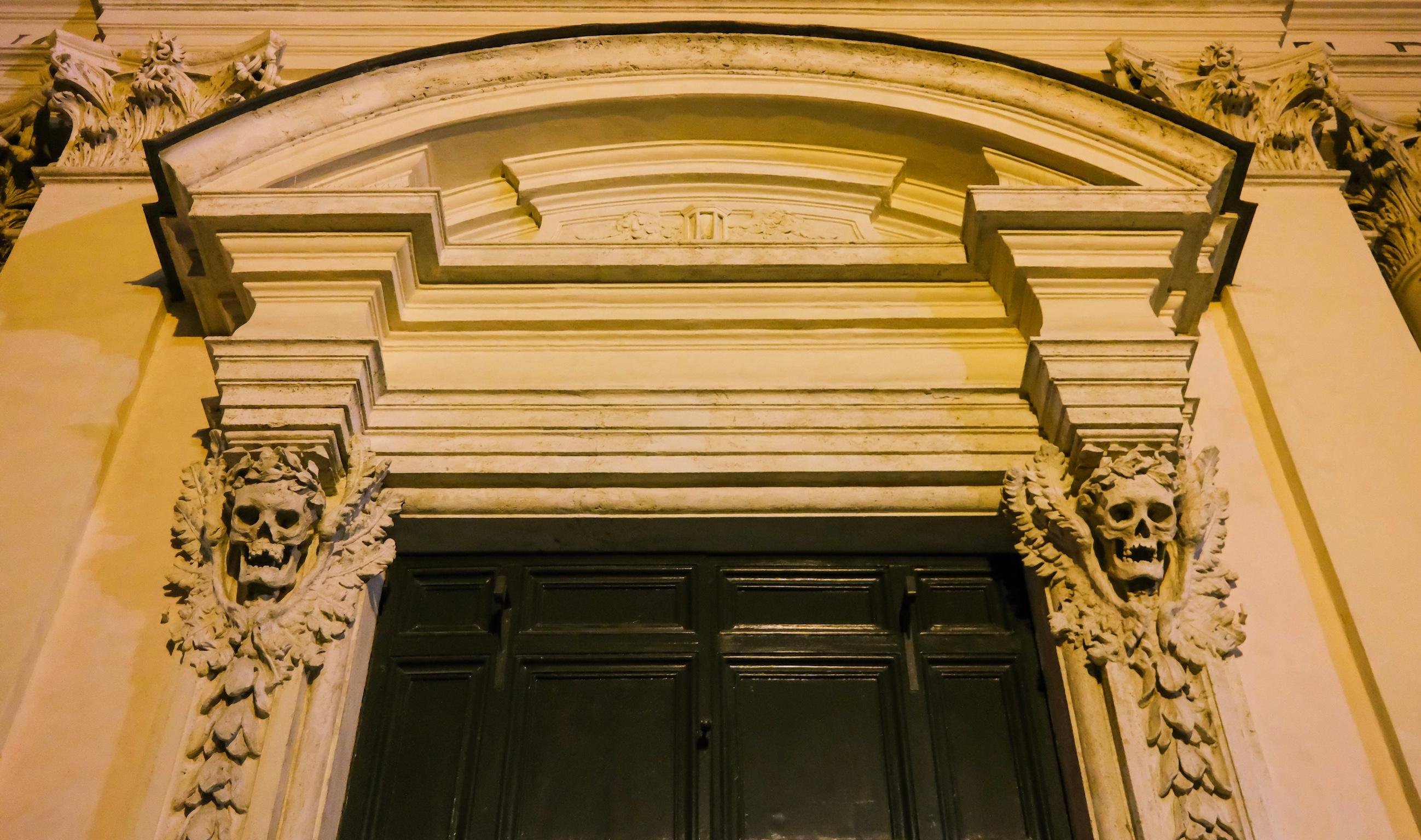 Capuchin Crypts & Ghost Tour Combo
