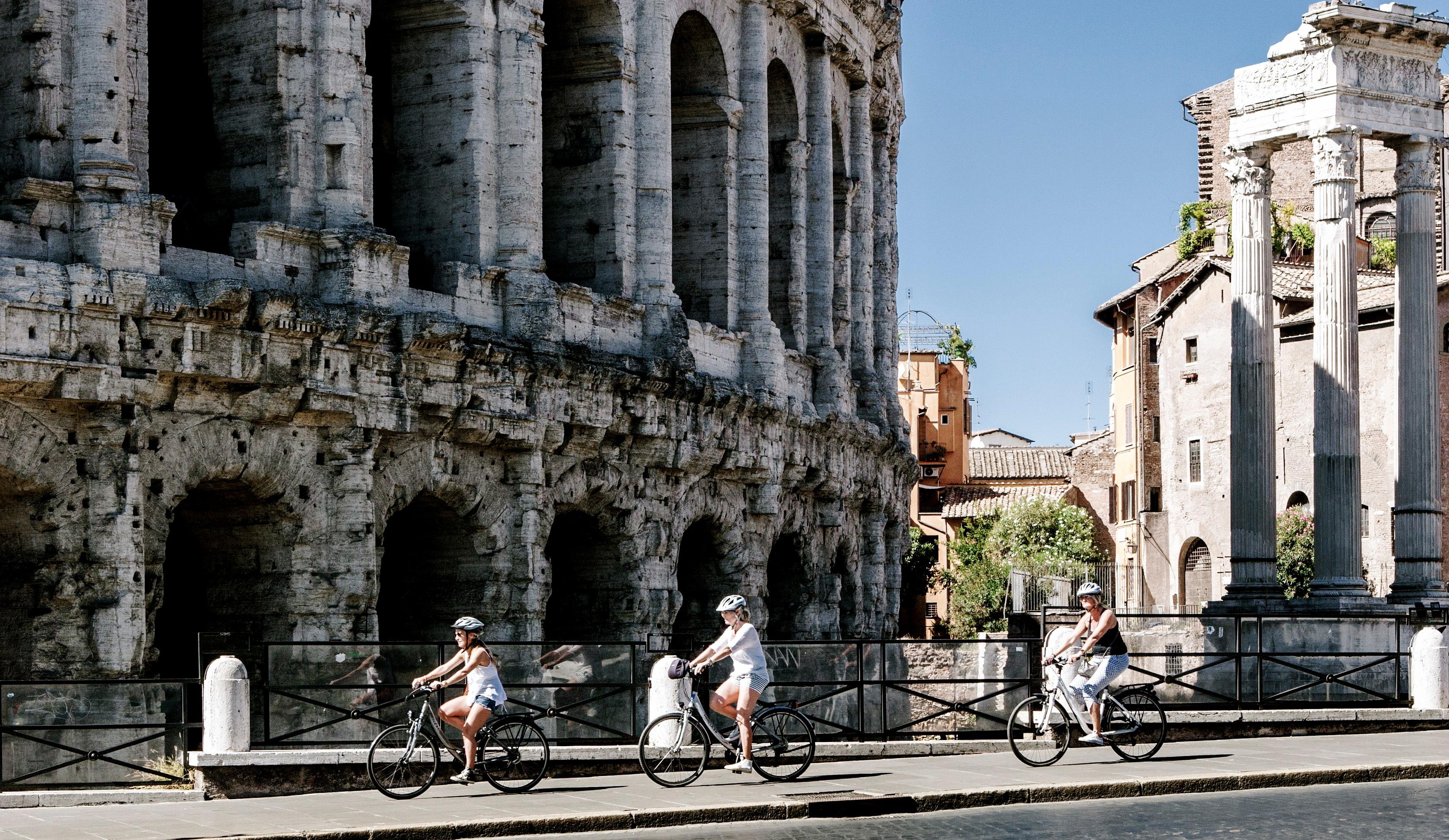 Rome e-bike tour electric bike Cannondale city landmarks — image 5