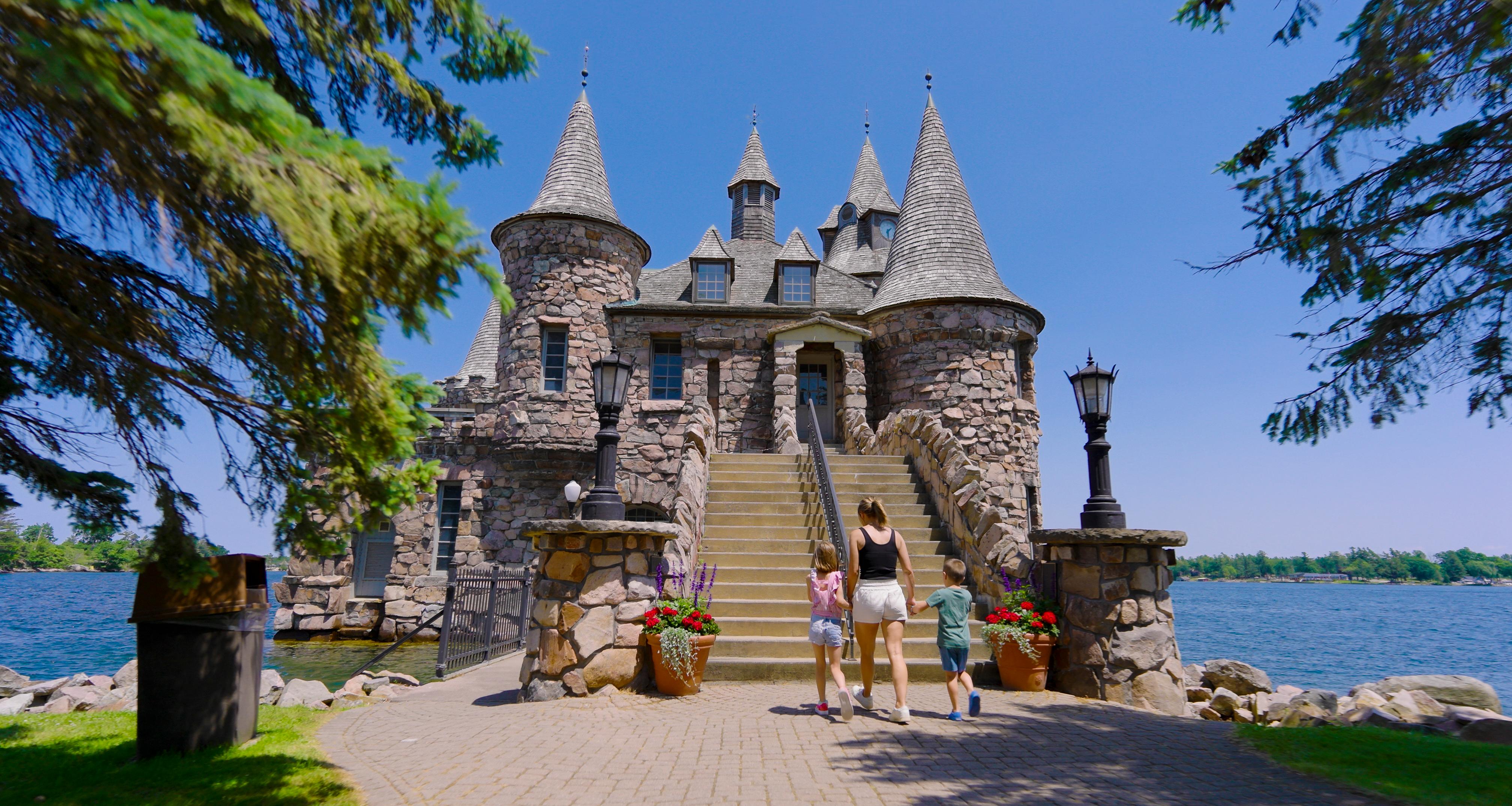 Alexandria Bay: Boldt Castle & Yacht House Entry Ticket